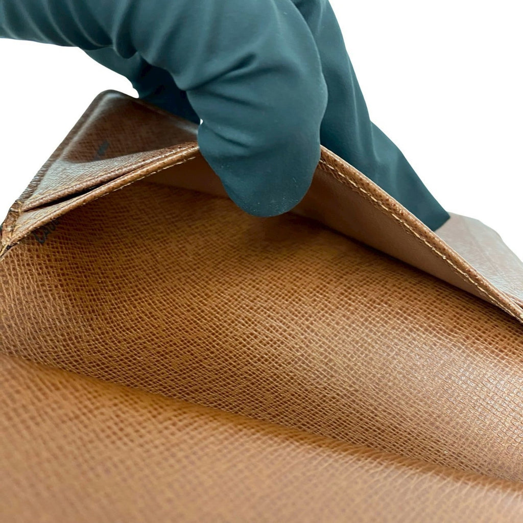 LOUIS VUITTON Louis Vuitton Portefeuille Viennois Monogram Leather Bi-fold Wallet with Clasp Closure, Brown, 35890