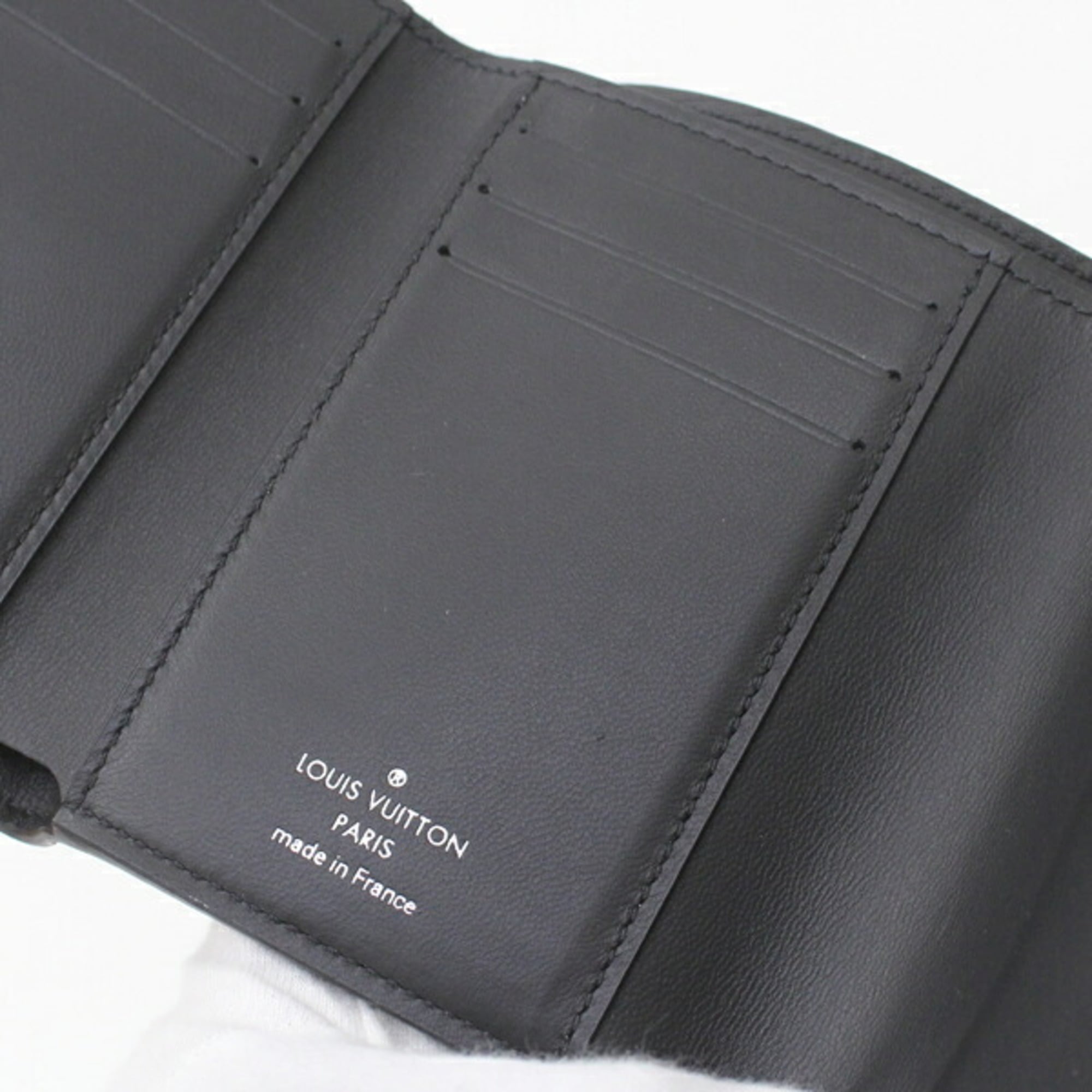 Louis Vuitton Victorine Mahina Tri-fold Wallet in Leather, M82679, Black, Women's, LOUIS VUITTON KM3169