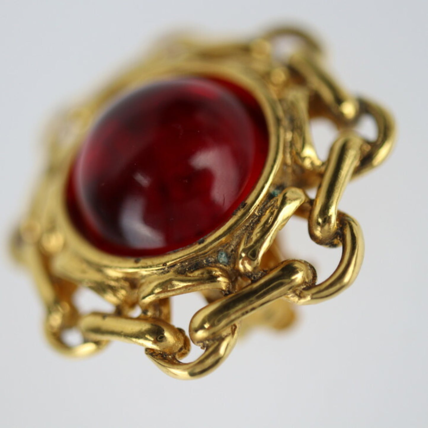 CHANEL Gripoa Round Earrings - Metal Bijou Gold Red Clip-on R2408113001026