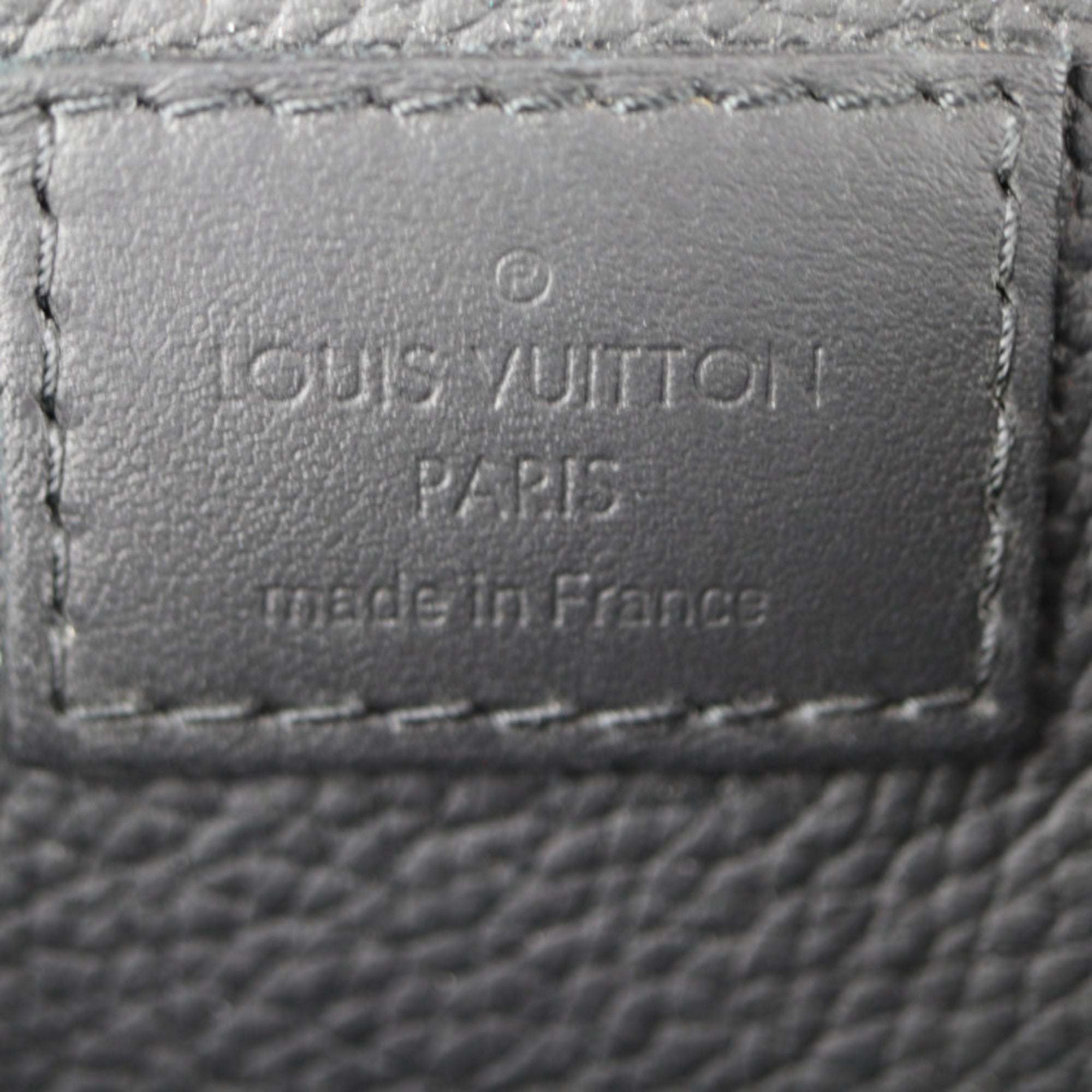 LOUIS VUITTON Louis Vuitton Take Off Sling Body Bag M57081 Grained Leather Noir Black LV Waist — Like New