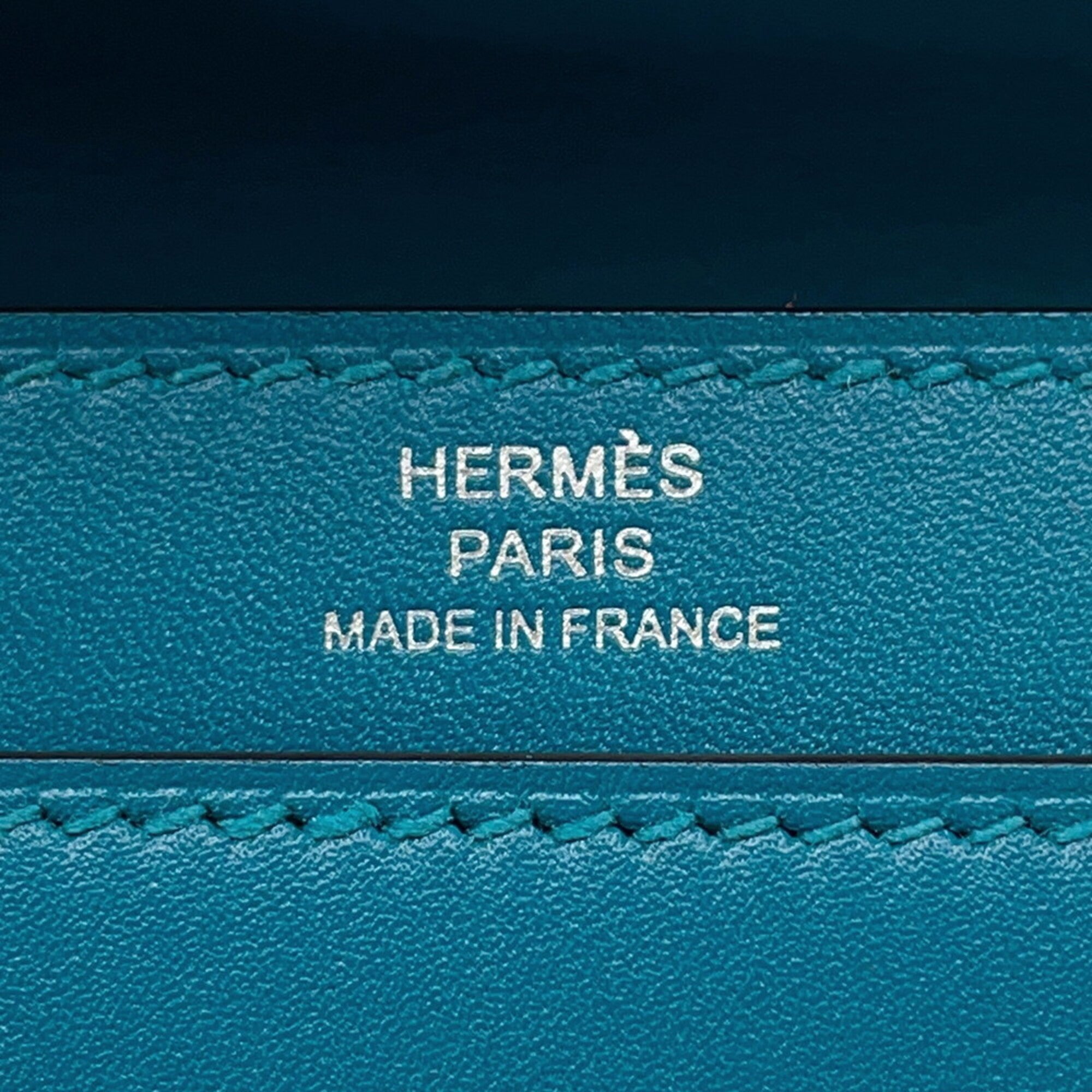 Hermes Chain Shoulder Bag Veroux Mini Blue Izmir Tadelakt C Stamp Handbag HERMES — Like New