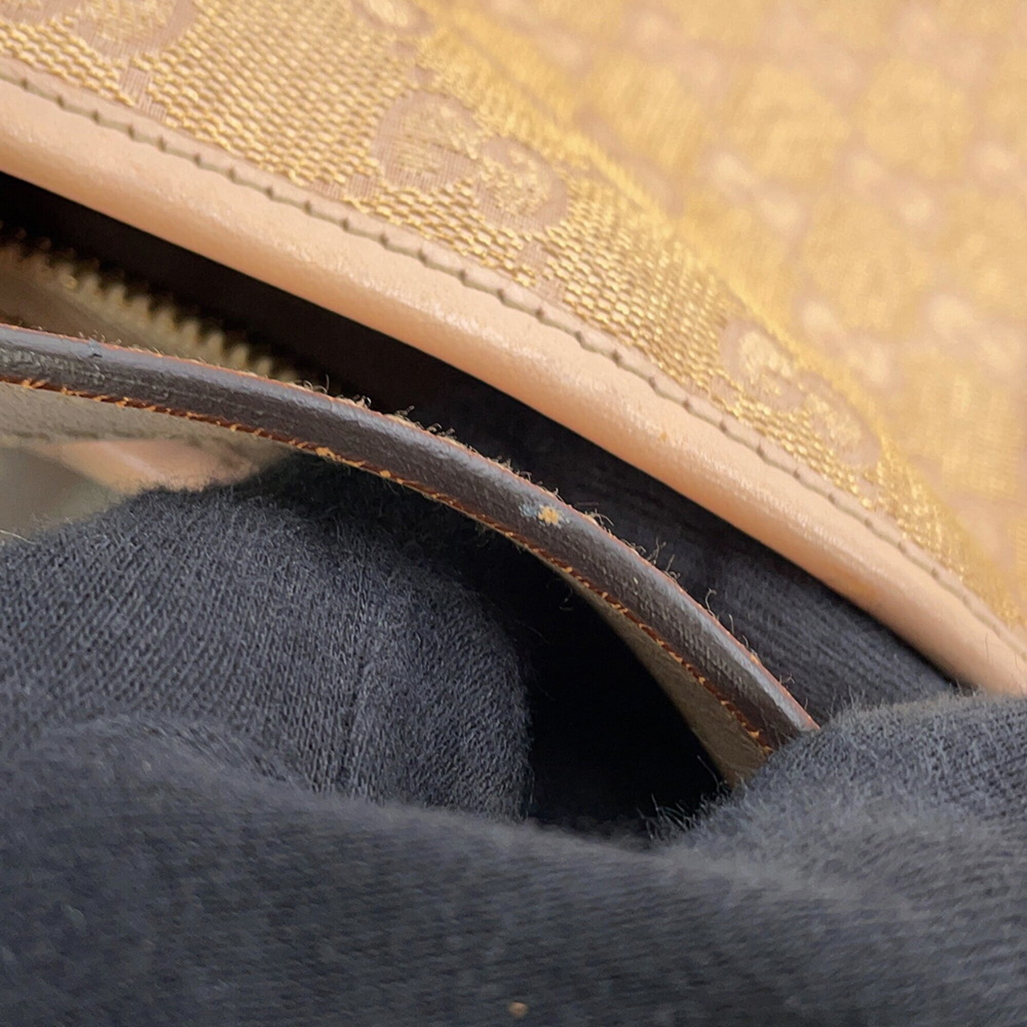 Gucci Shoulder Bag GG Canvas Abbey Leather 131326 GUCCI Handbag — Like New
