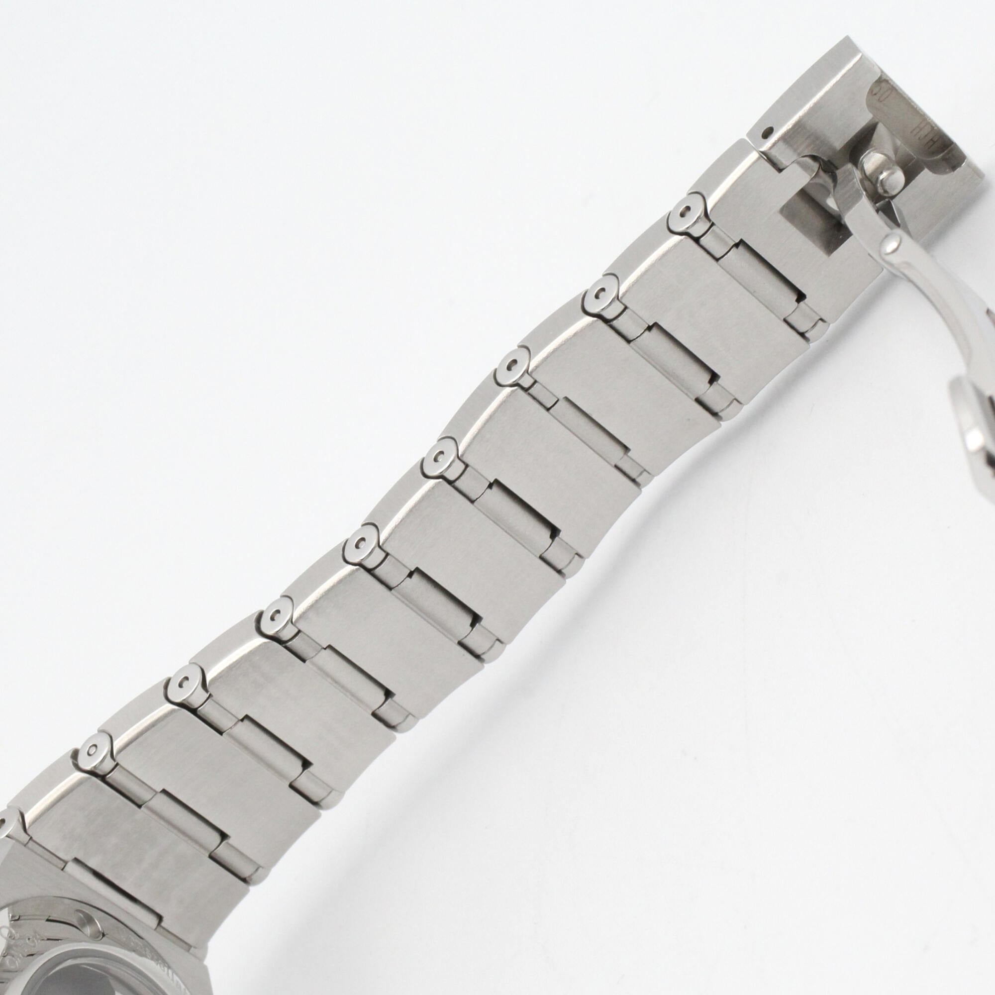 Omega Constellation watch, 18K yellow gold stainless steel, women's, white dial with mother-of-pearl case, model number 123.20.31.20.55.004 — Very Good