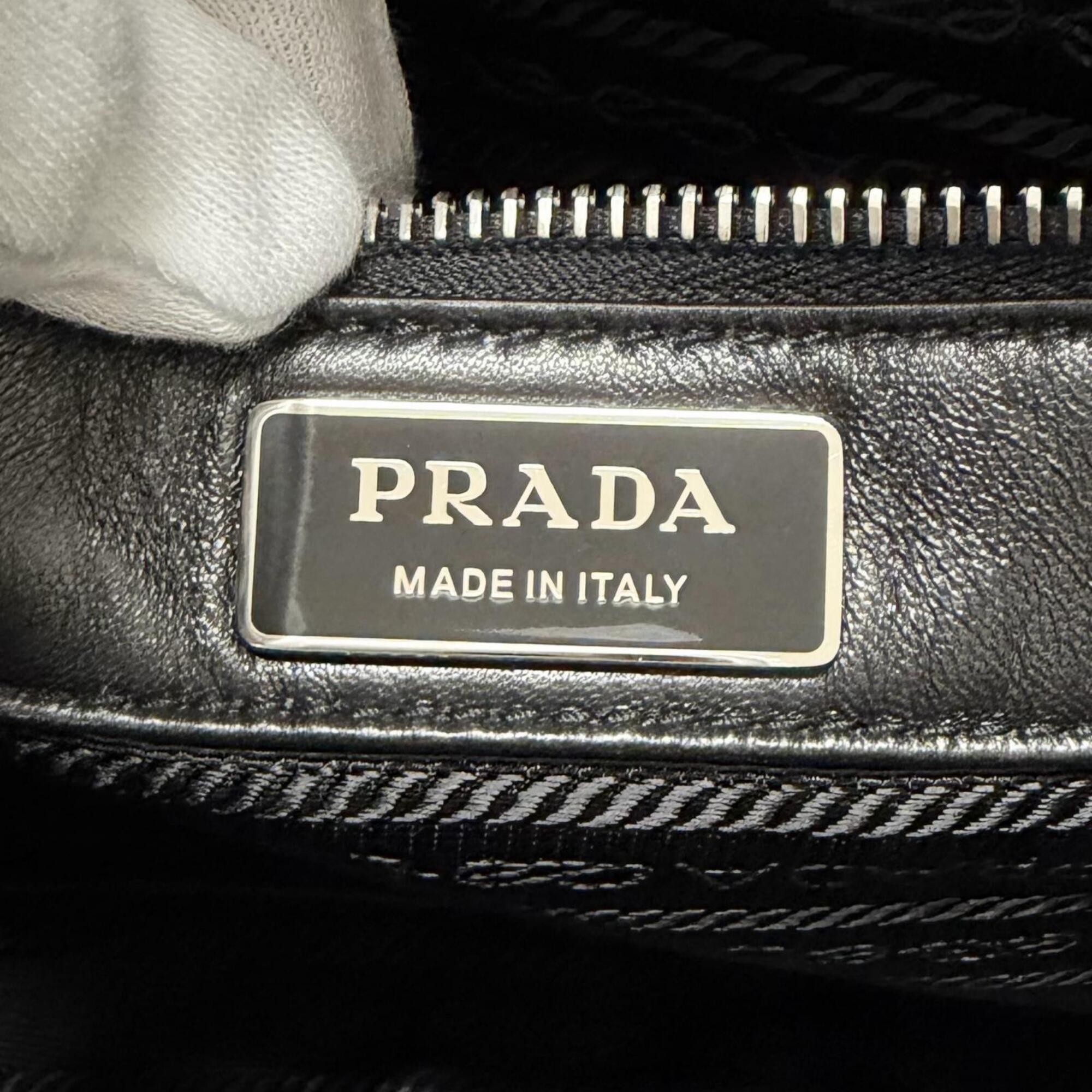 PRADA 2VH189 Leather Triangle Logo Crossbody Shoulder Bag, Black, Made in Italy, Recommended for Men — Like New
