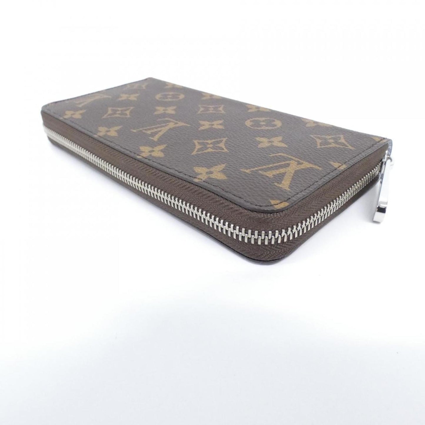 Louis Vuitton Monogram Zippy Wallet M11776
