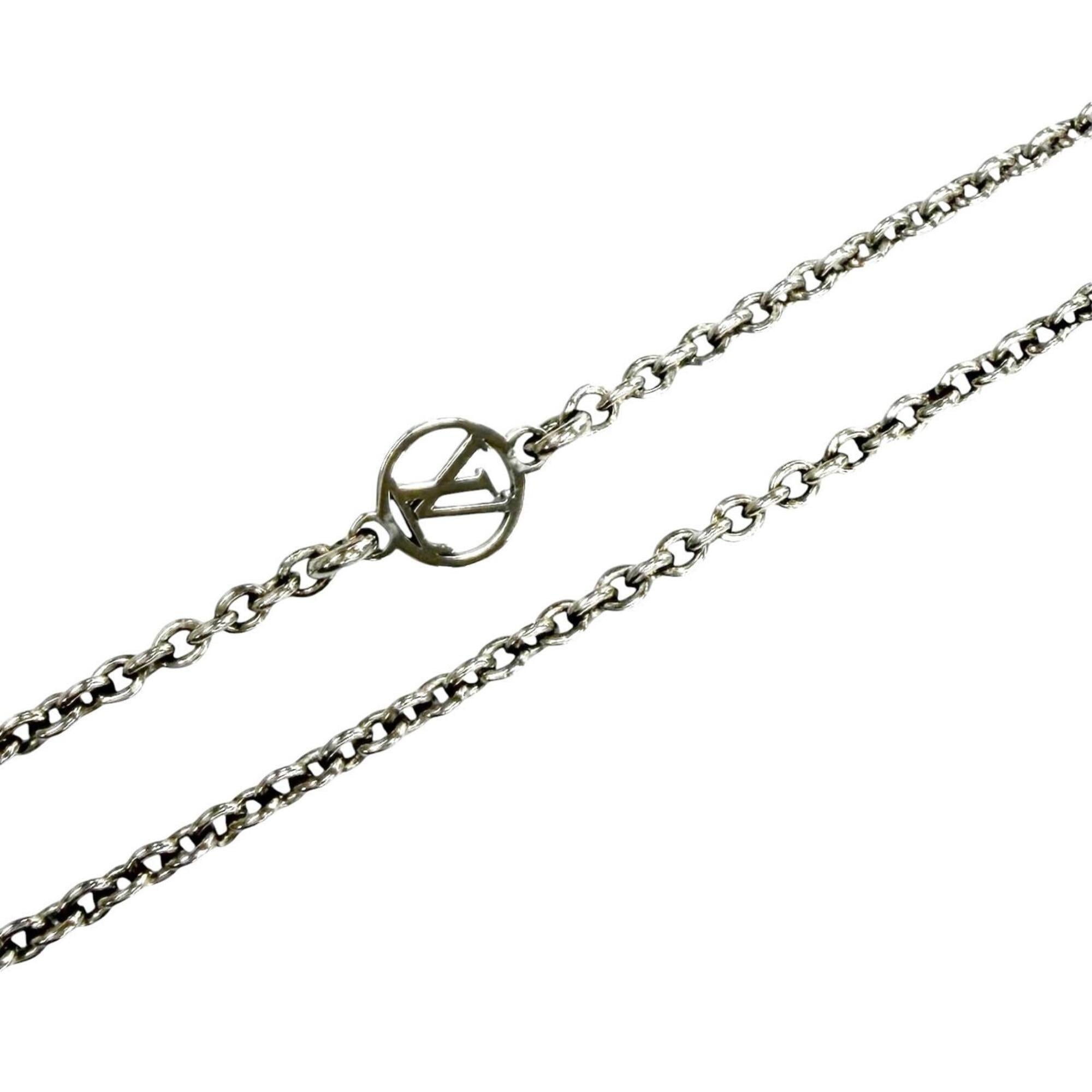LOUIS VUITTON M63197 Necklace Essential V Circle Logo Motif Chain Silver Made in Italy Women's Comes with Box and Dust Bag — Like New