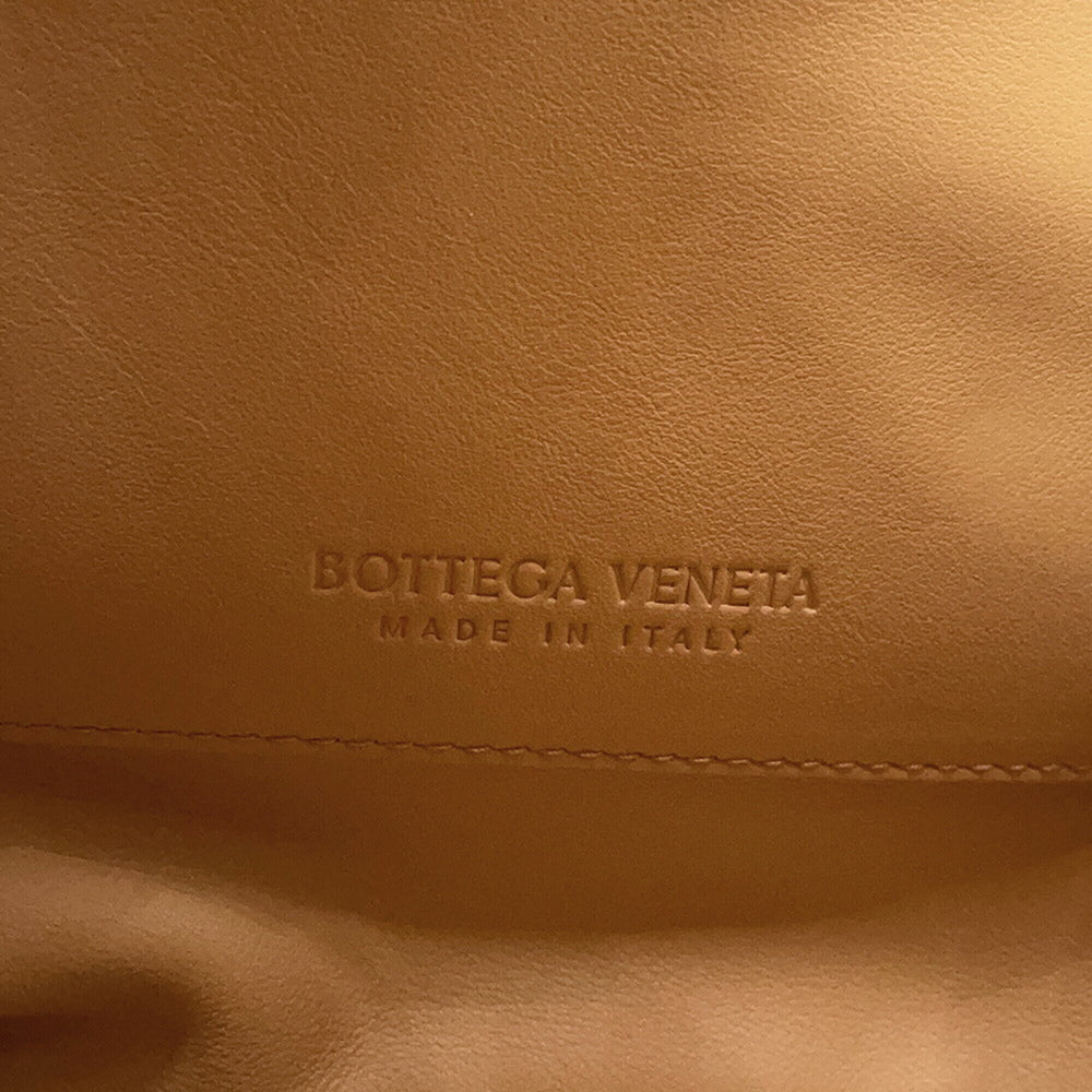 Bottega Veneta handbag, Beak leather, 666531. (BOTTEGA VENETA) — Like New