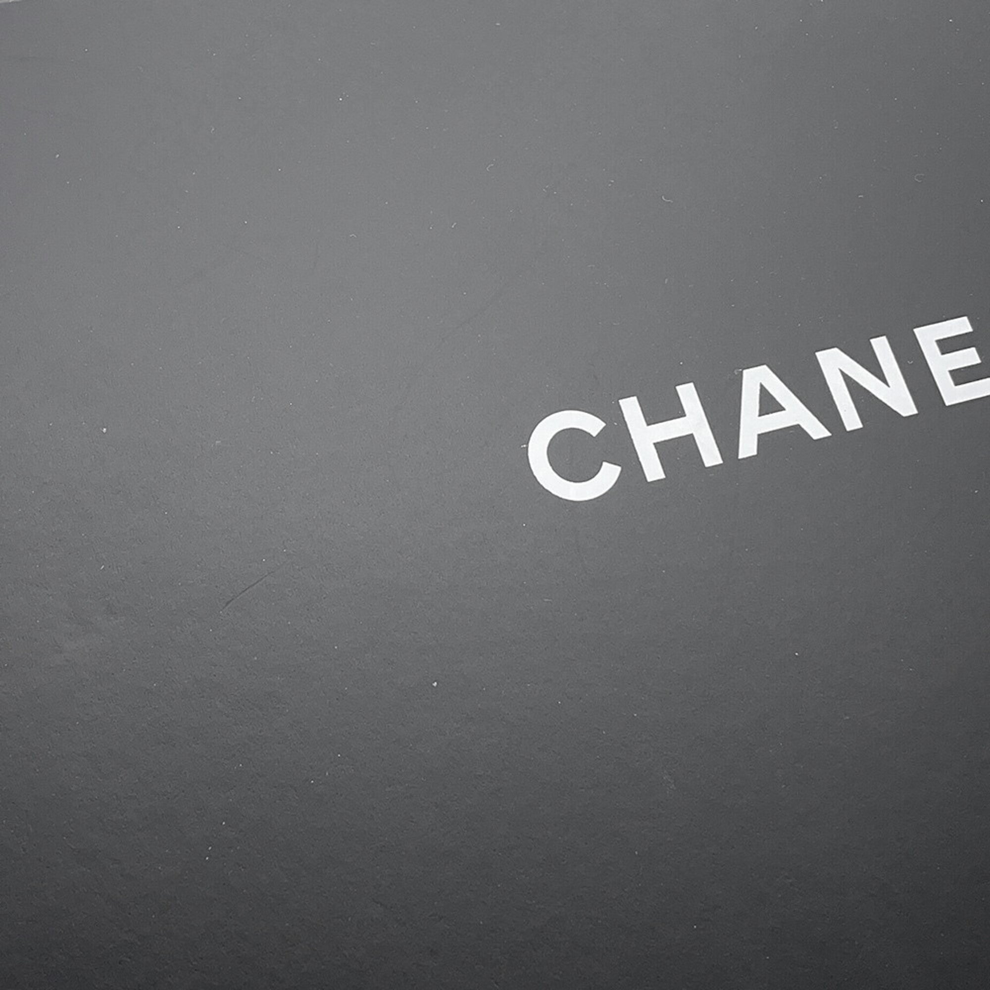 Chanel Chain Shoulder Bag Matelasse 23 Coco Mark Double Caviar Skin A01113 CHANEL Handbag Women's — Like New