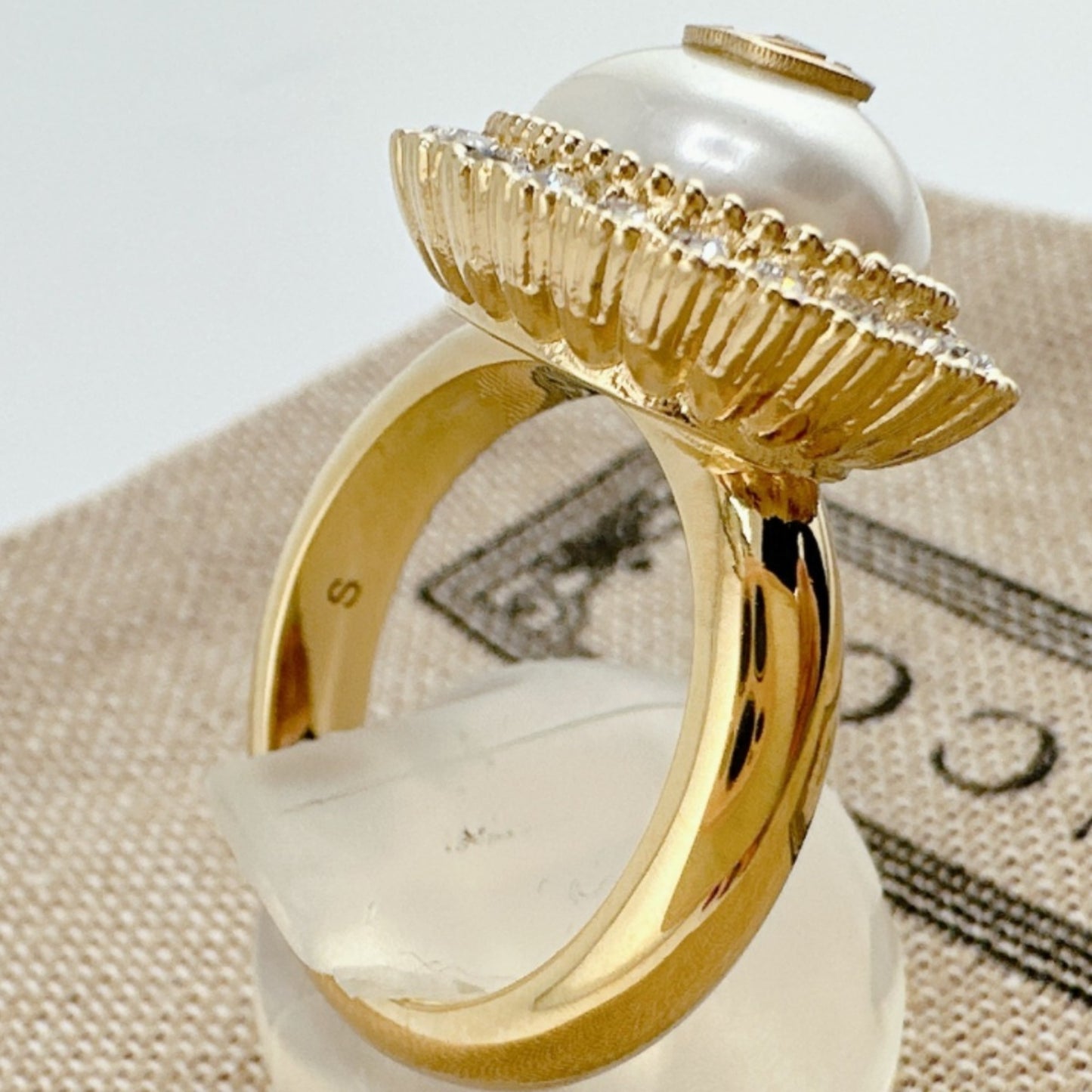 Gucci Ring Chain Effect GG S Size Flower Metal Gold