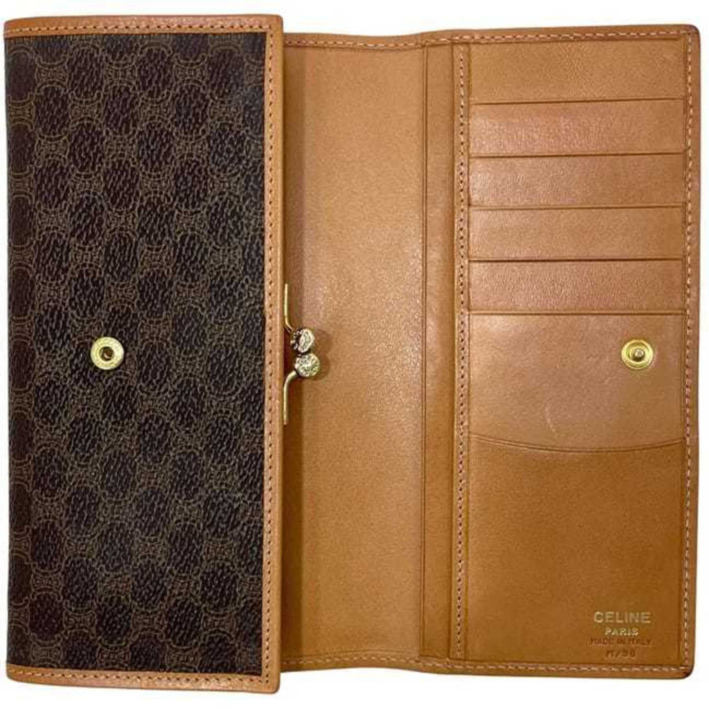 Celine bifold long wallet ec-24595 brown macadam with PVC leather clasp, size M/96. CELINE wallet, brown, for men and women.
