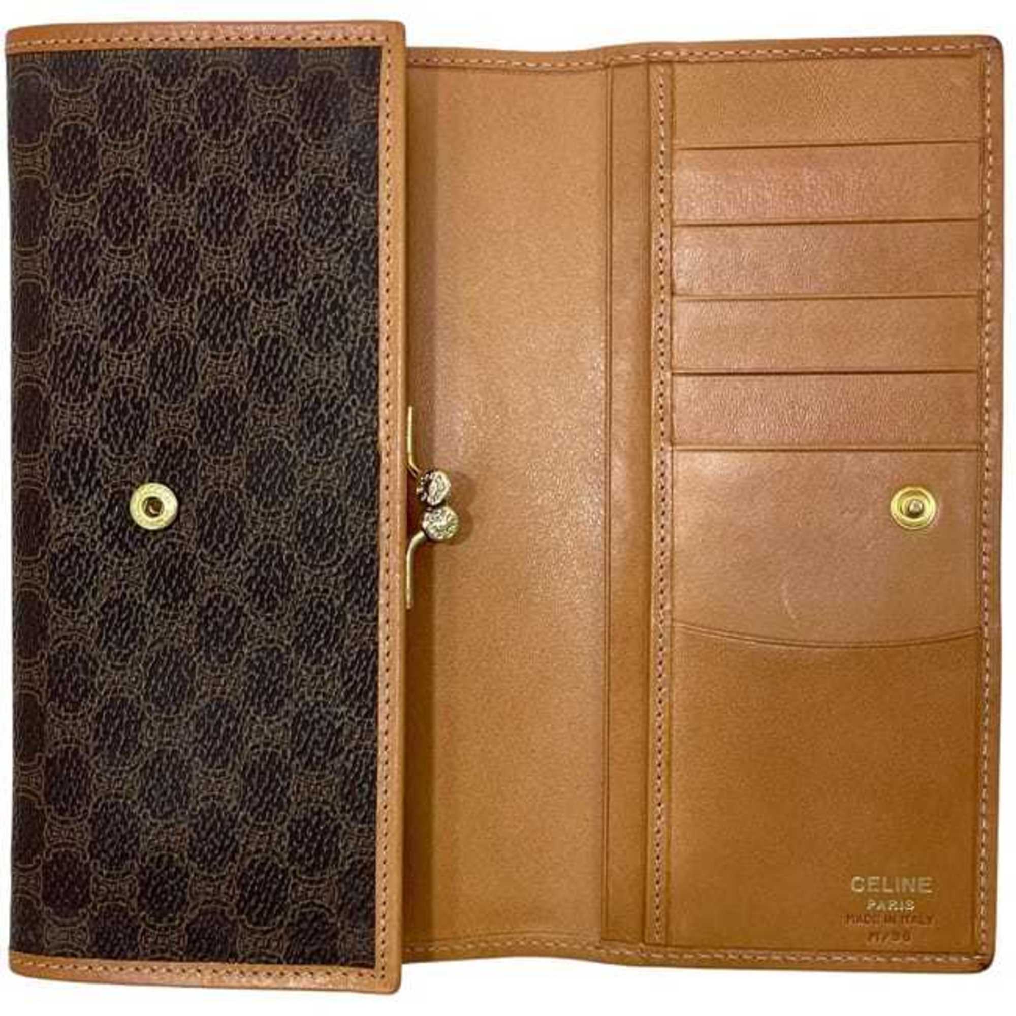 Celine bifold long wallet ec-24595 brown macadam with PVC leather clasp, size M/96. CELINE wallet, brown, for men and women.
