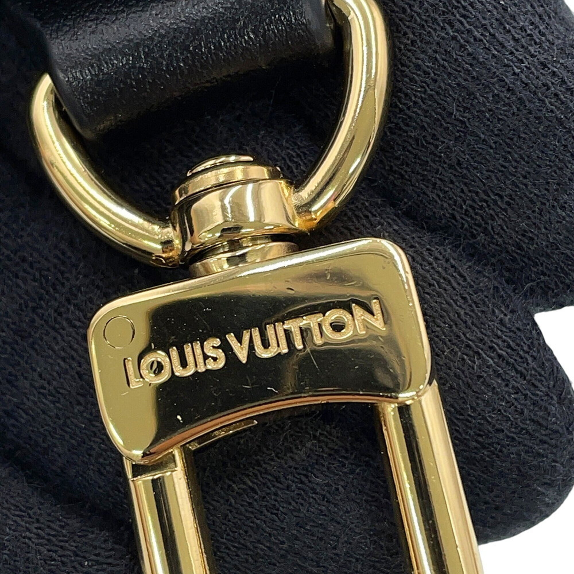 Louis Vuitton handbag Monogram Reverse Giant OnTheGo EW Chain M14236 LOUIS VUITTON — Like New