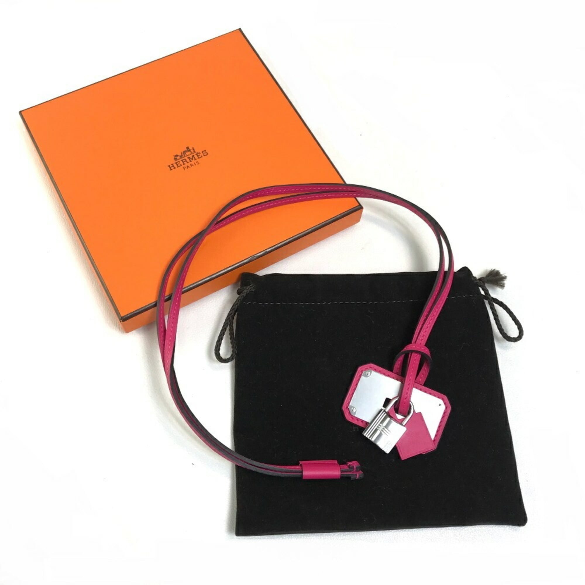 HERMES O'Kelly GM Pendant Necklace Swift Leather Women's Pink G-220125-25 — New - Store Return