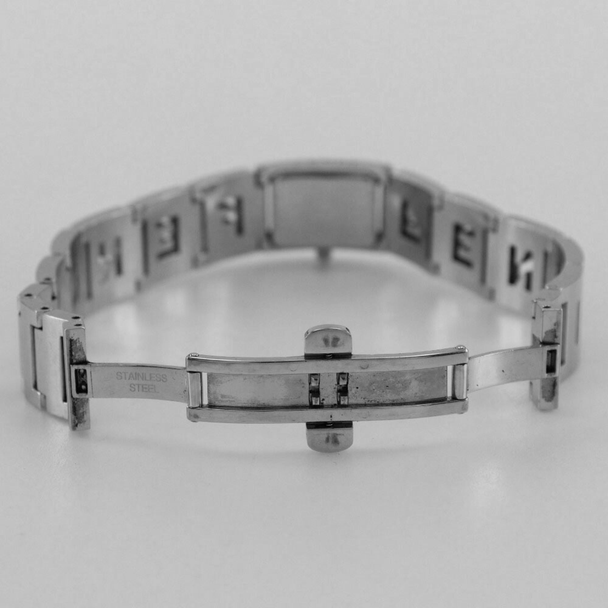 Fendi Olologi Women's Watch, 3150L Stainless Steel, Silver Quartz Movement, Analog Display, Blue Dial — Good