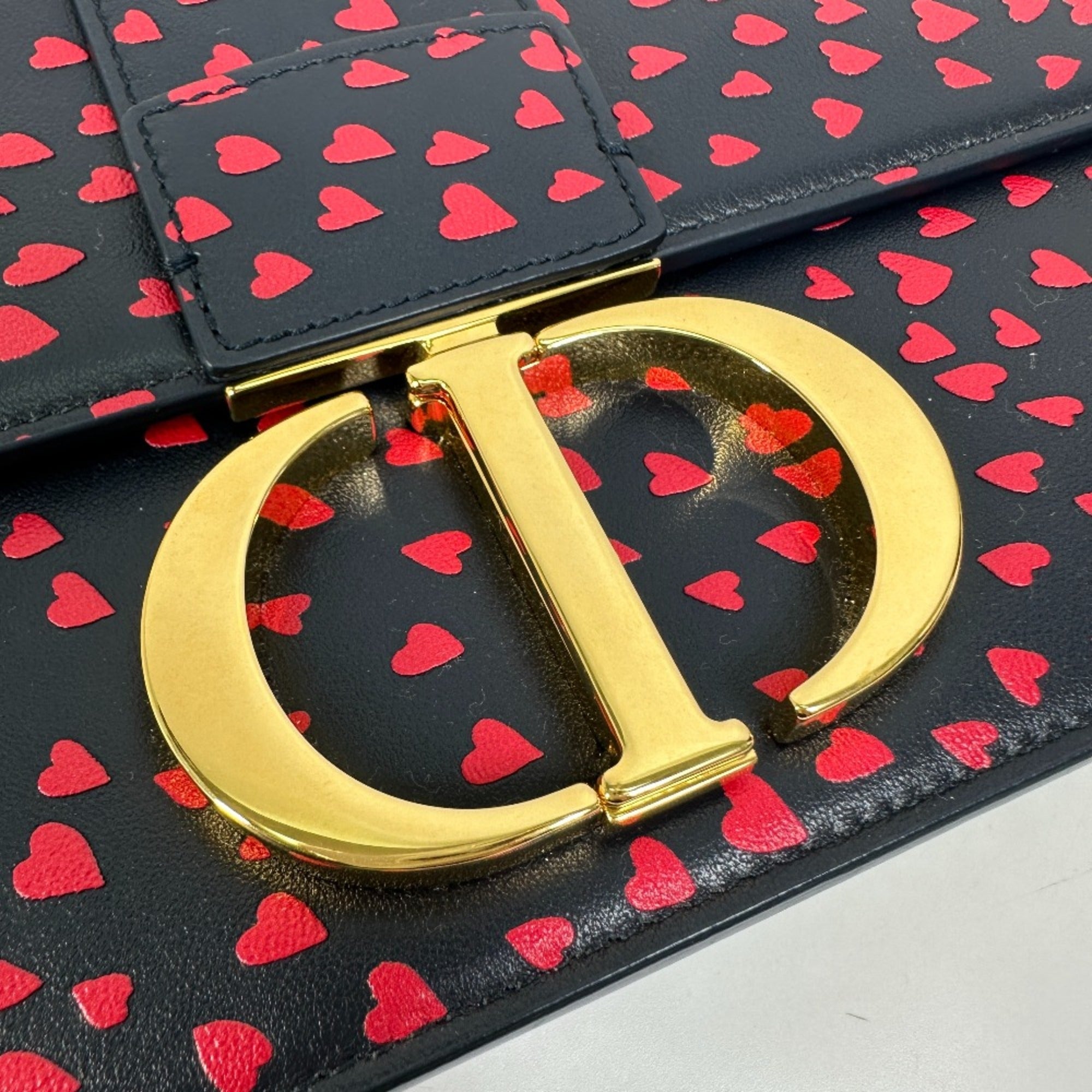 Christian CHRISTIAN DIOR heart Logo Crossbody Shoulder Bag Black Red — Like New