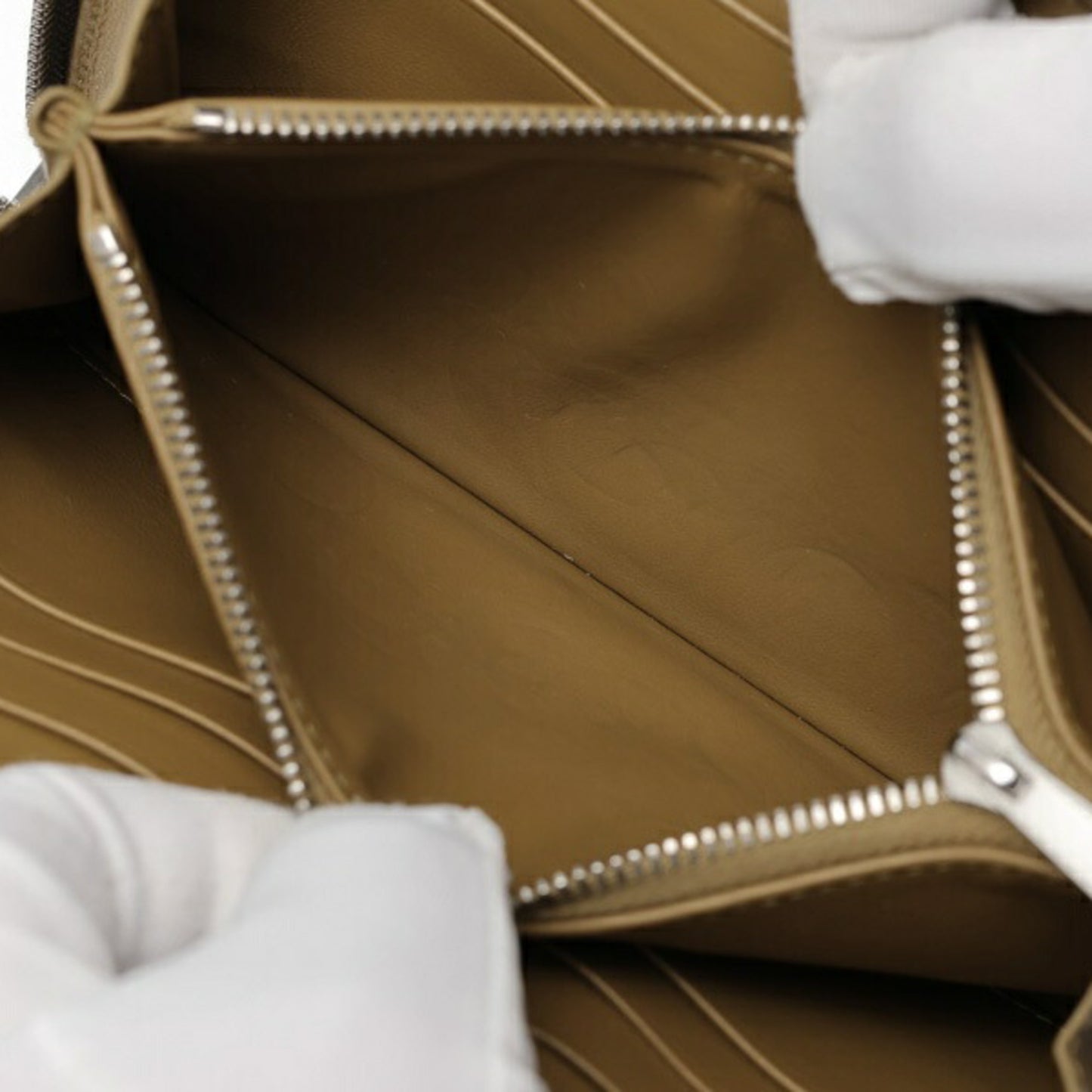 Bottega Veneta Cassette Zip Around Wallet 814649 Calf Leather Gray S-159381