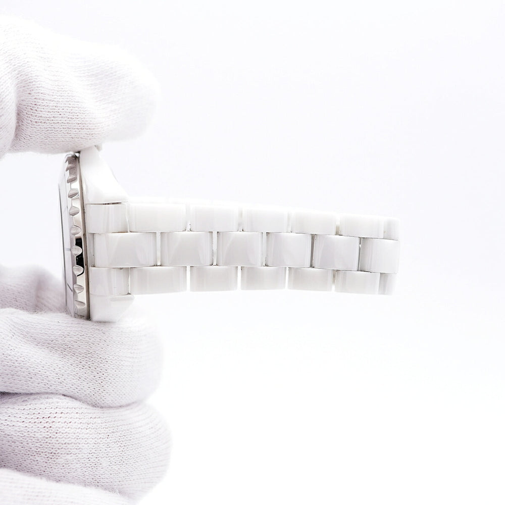 Chanel J12 8P Diamond H2422 White Dial Women's Watch — Good