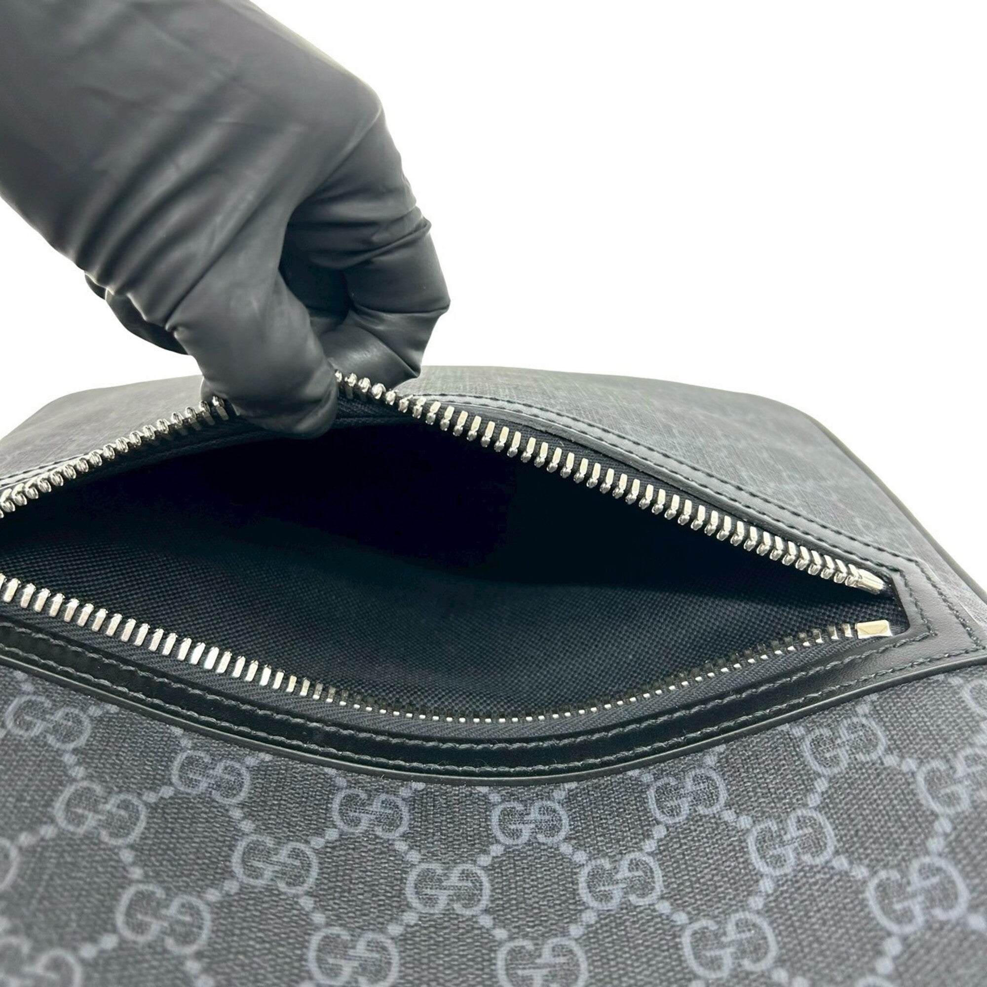GUCCI Sherry Line GG Supreme Logo Pattern Leather Shoulder Bag Tote Black Navy Red 39987 — Like New