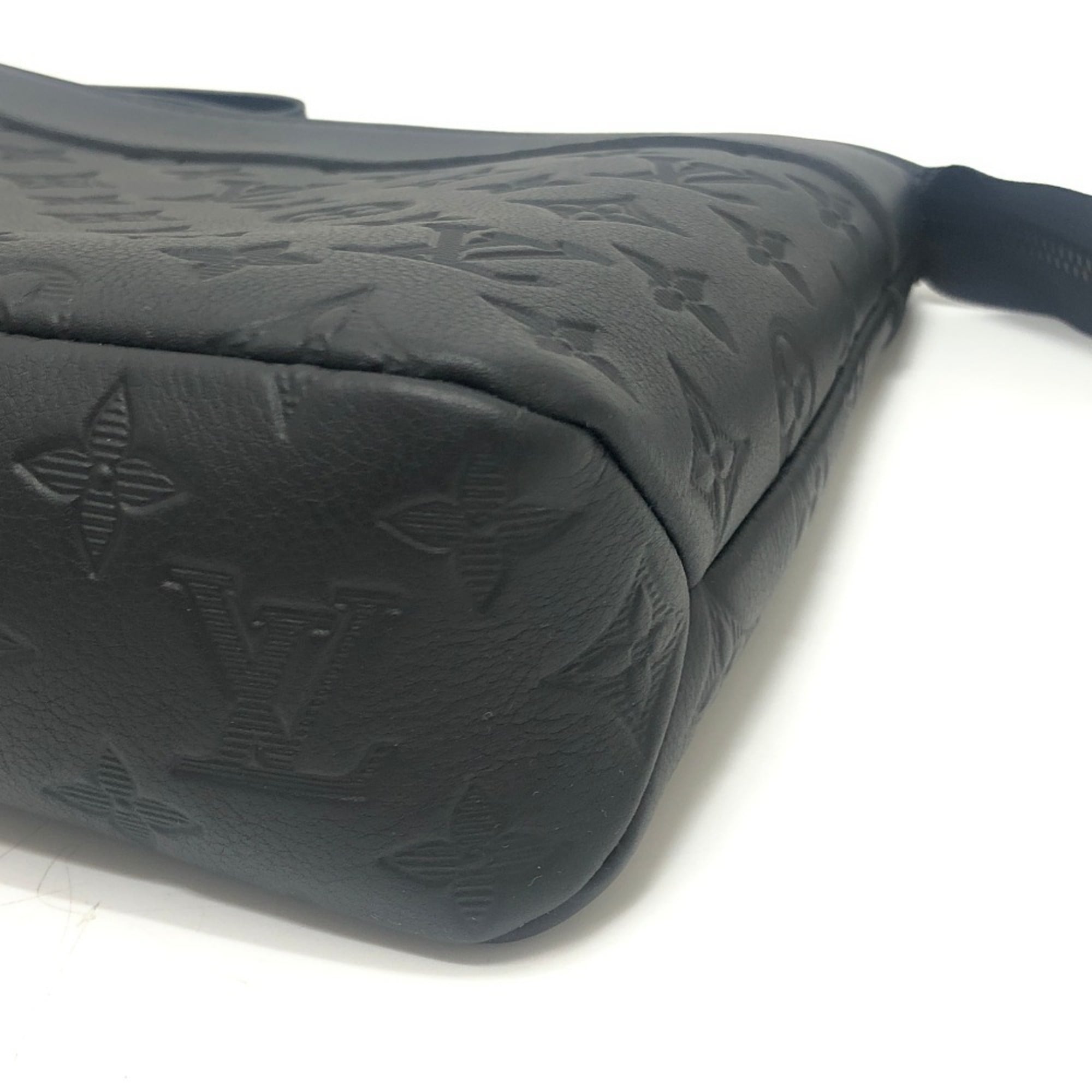 LOUIS VUITTON M82545 Pochette Voyage Souple Bag Clutch Second Men's Black — New