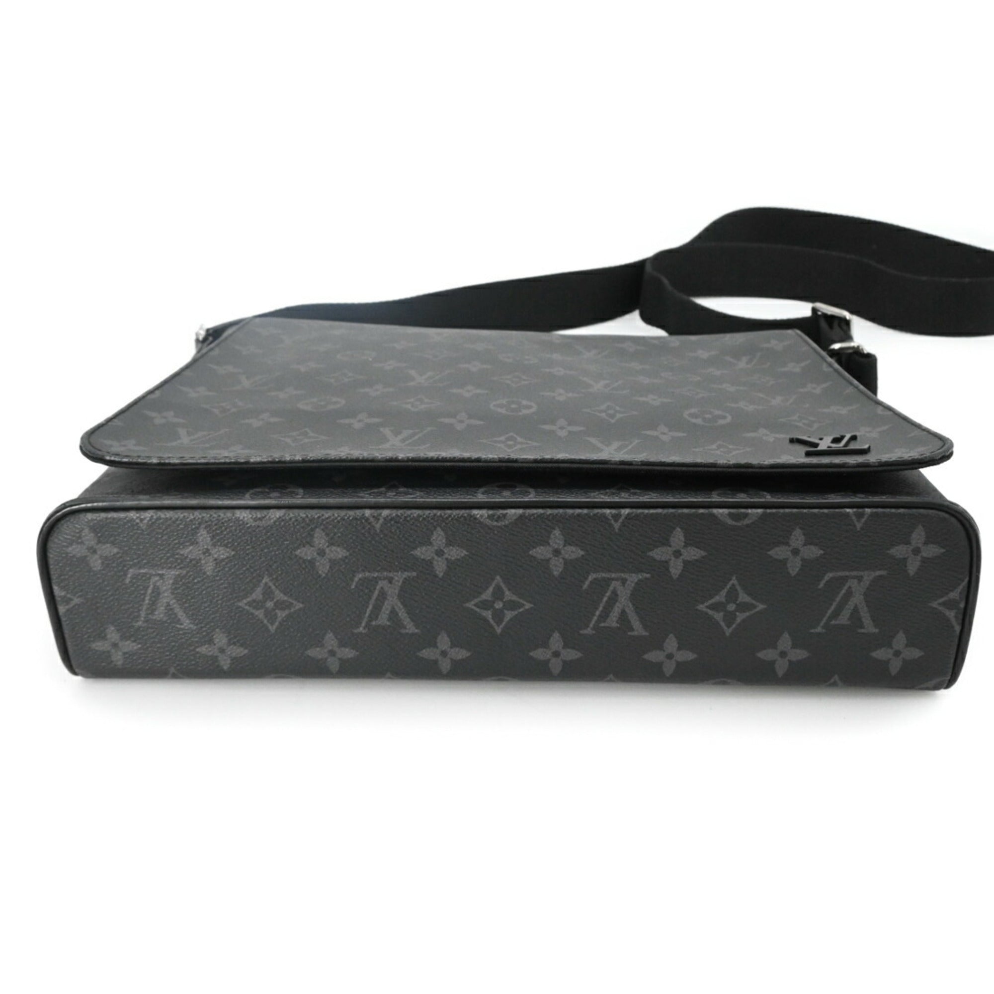 LOUIS VUITTON District MM NM Shoulder Bag, Monogram Eclipse, Black, Men's, M44001 — Like New