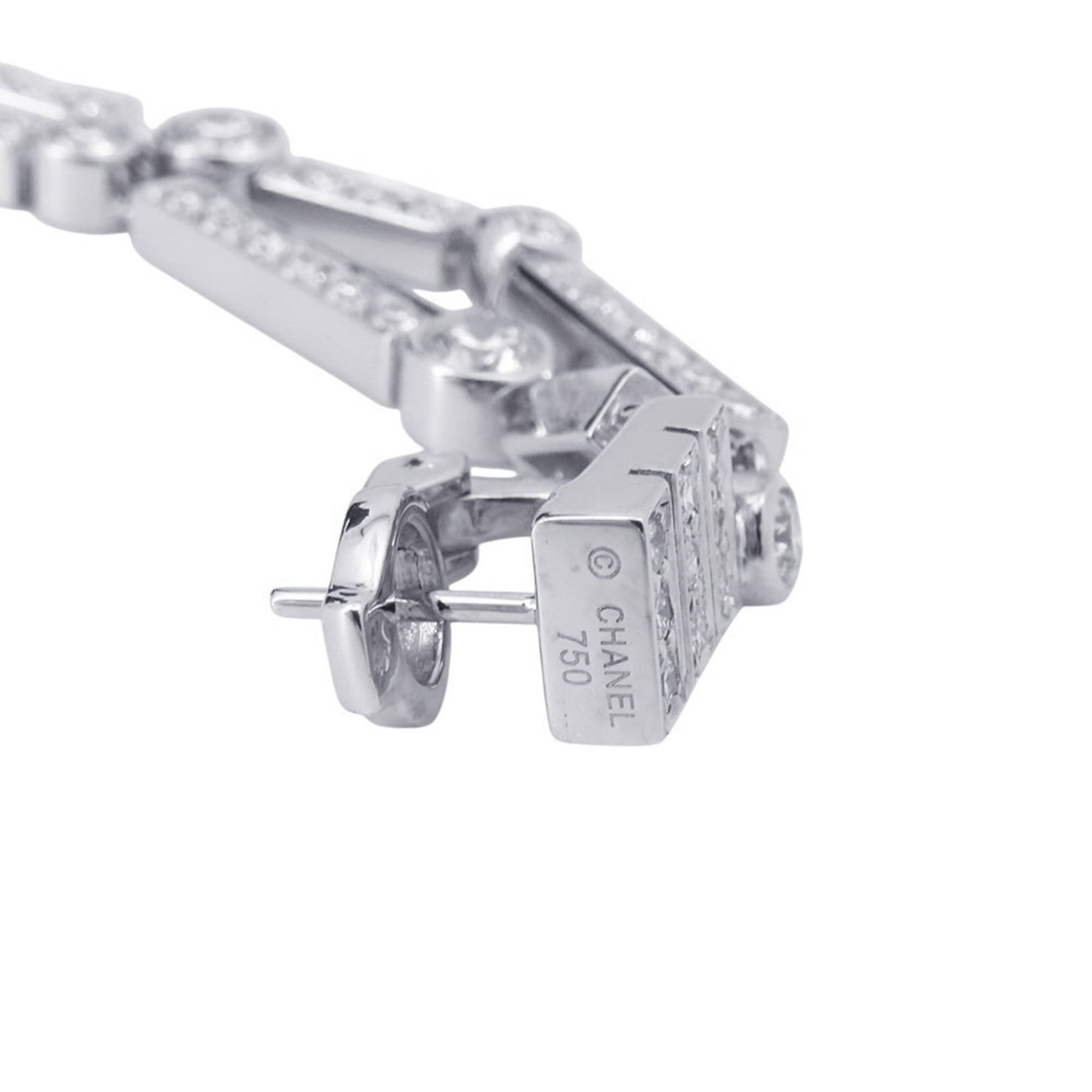 CHANEL 1932 Bijoux de Diamant Diamond Earrings 18KWG