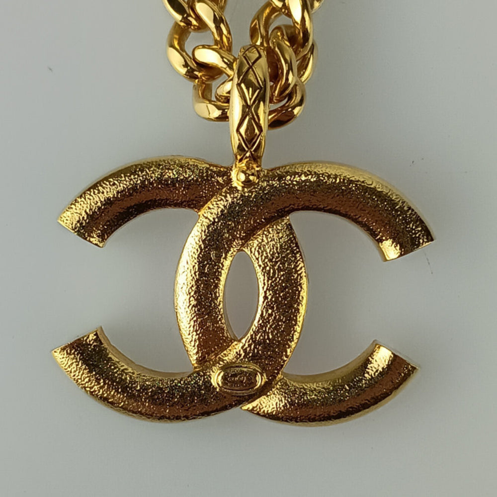 CHANEL Coco Mark Necklace - Gold and Pink Metal for Women — Like New