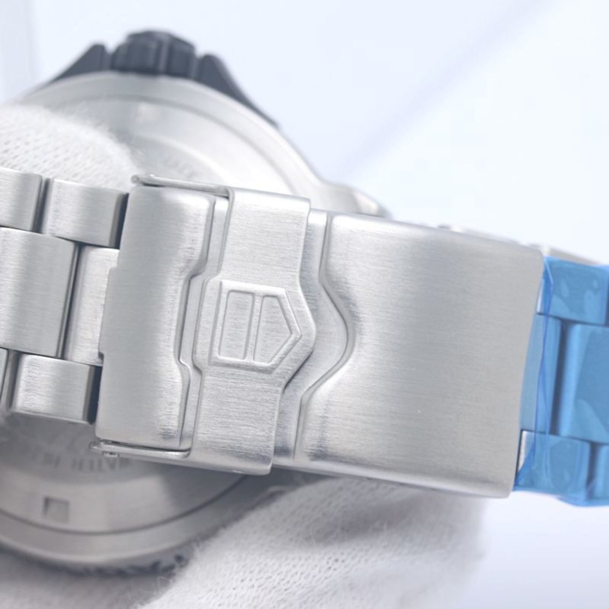 TAG Heuer Formula 1 Date WAH1110.BA0858 Men's Watch Stainless Steel 40384 — Very Good