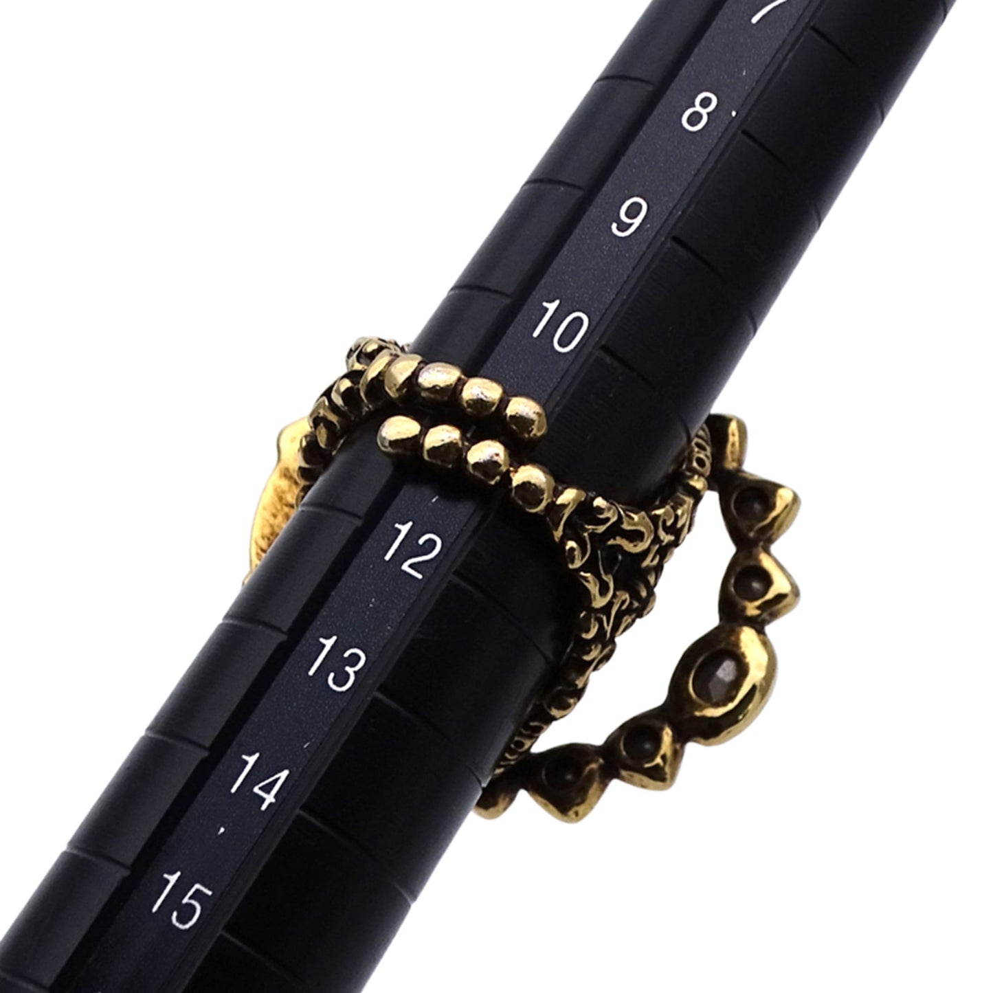 Gucci GG Marmont ring for men and women, gold, multicolored, with beaded details a vintage feel.