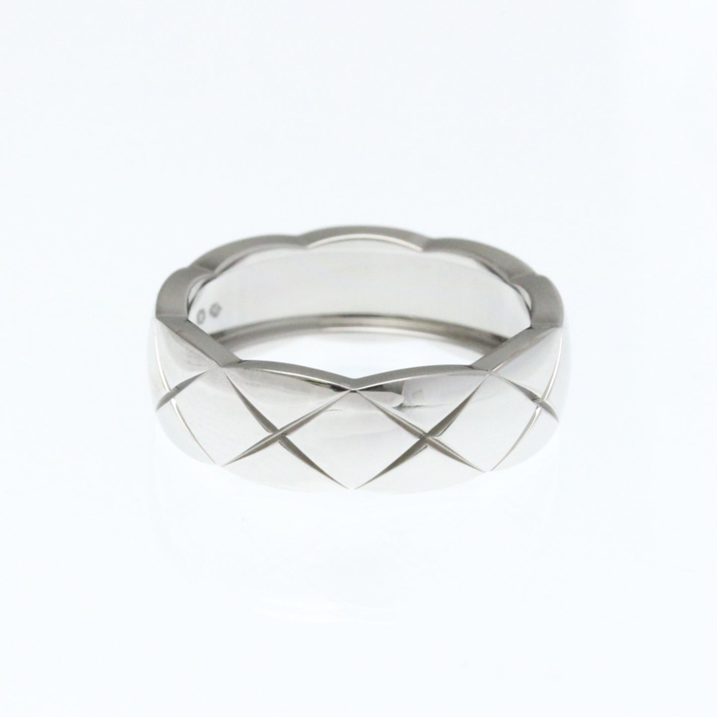 Chanel Coco Crush Ring Medium Size White Gold (18K) Fashion No Stone Band Ring Silver