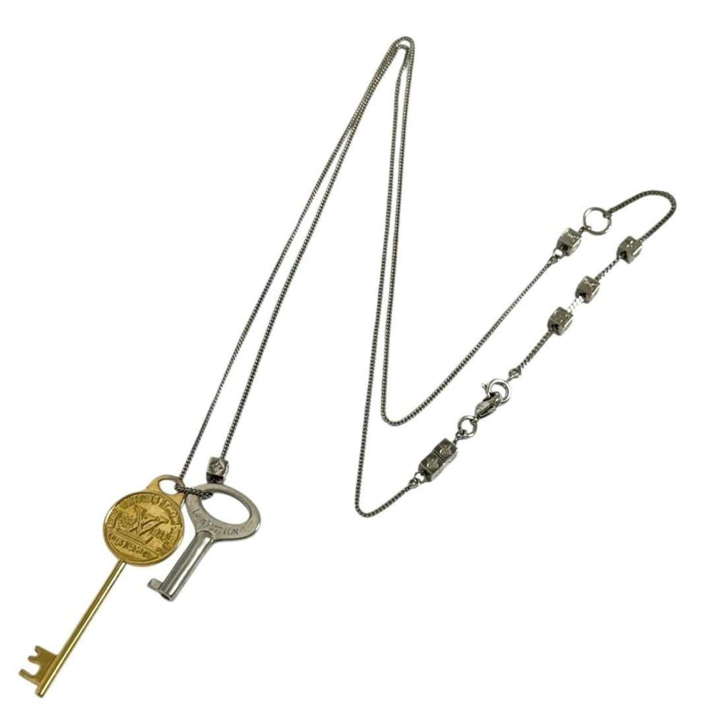 Louis Vuitton Collier LV Key Pendant Necklace for Men and Women — Like New