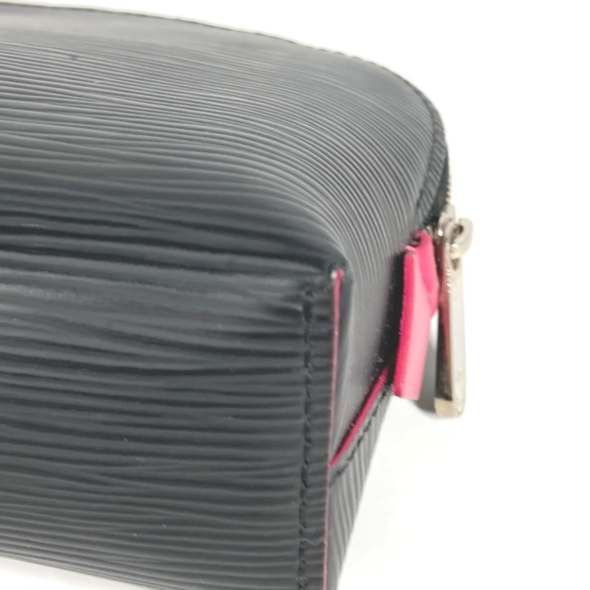 LOUIS VUITTON M67185 Epi Two-Tone Pochette Cosmetic Pouch/Makeup Pouch/Multi-Pouch/Cosmetic Pouch/Epi Leather/Men's/Women's/Noir/Black — Like New