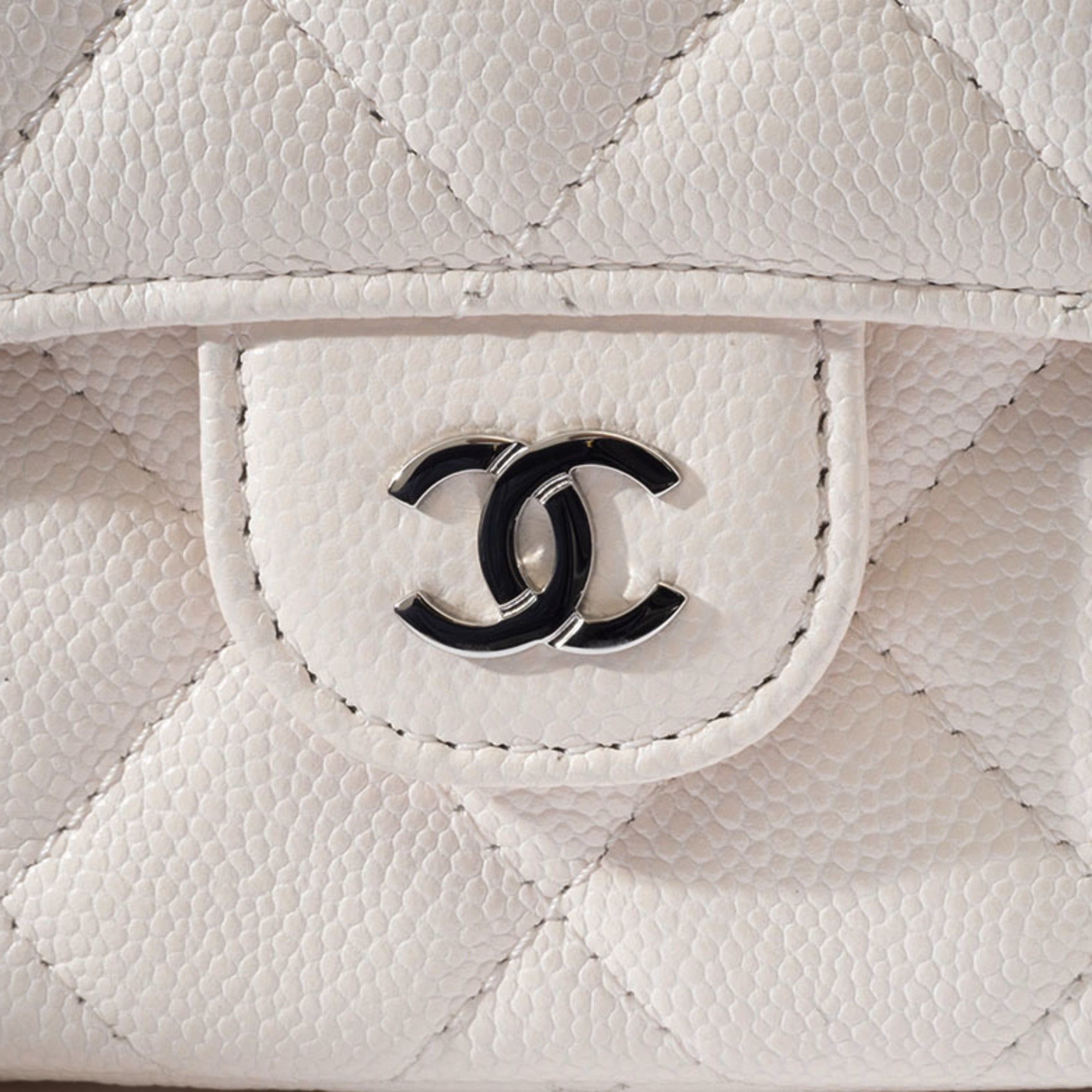 Chanel Matelasse Flap Phone Case Shoulder Bag White Women's Caviar Skin CHANEL — Like New