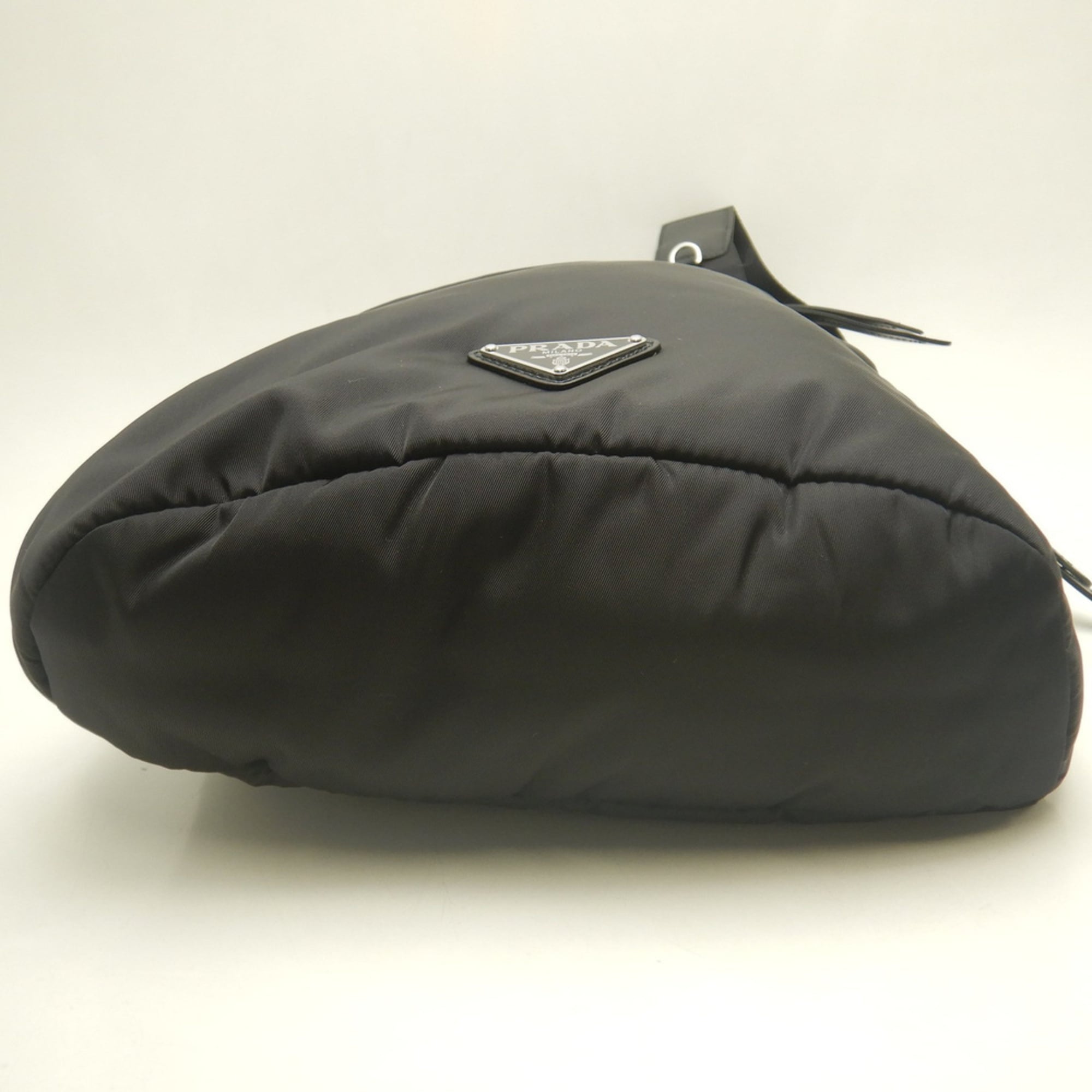 PRADA 2VZ092 Body Bag Re-Nylon NERO Men's 254107 — Like New