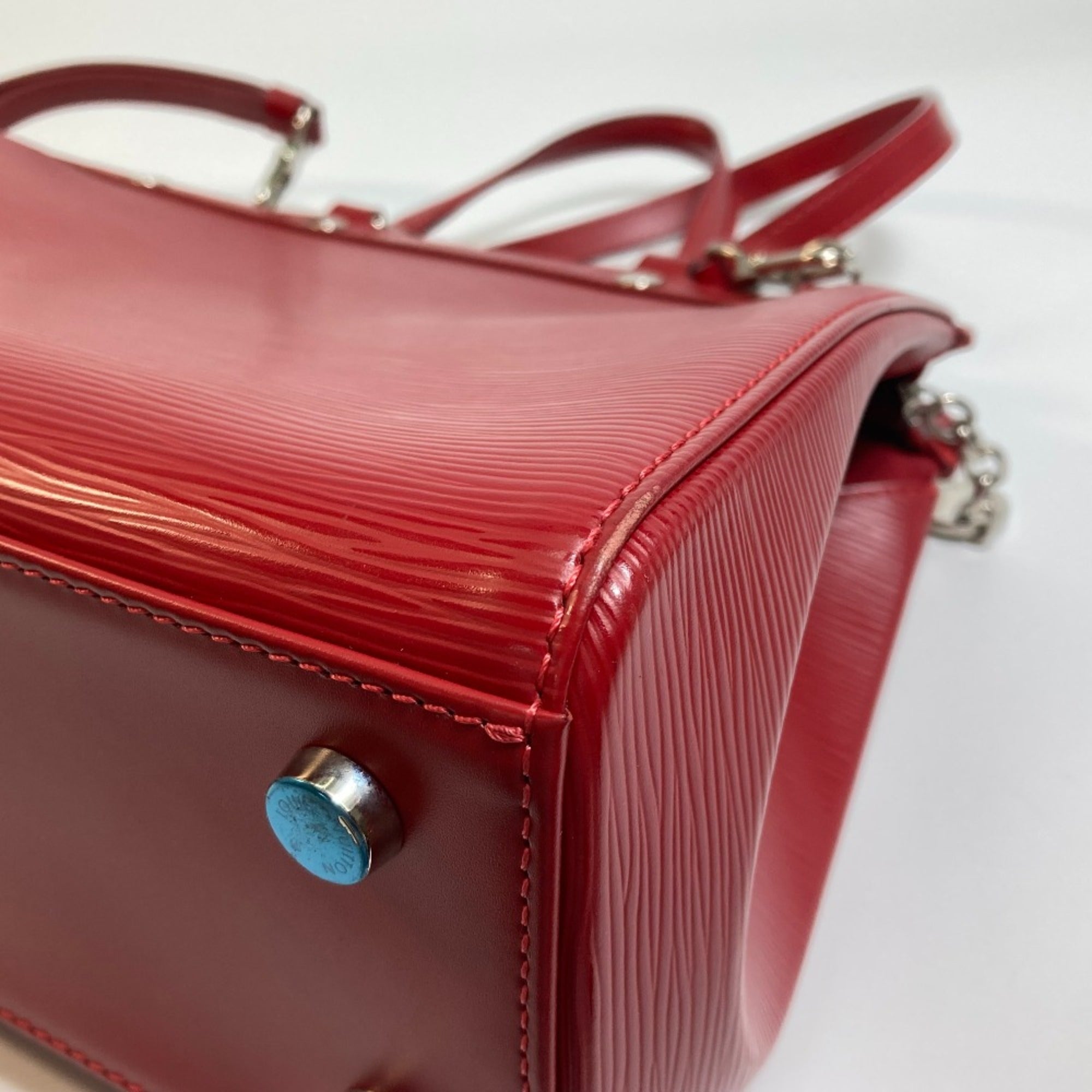 Louis Vuitton M4030E Epi Bag shoulder bag 2WAY Hand Bag Carmine Red — Like New