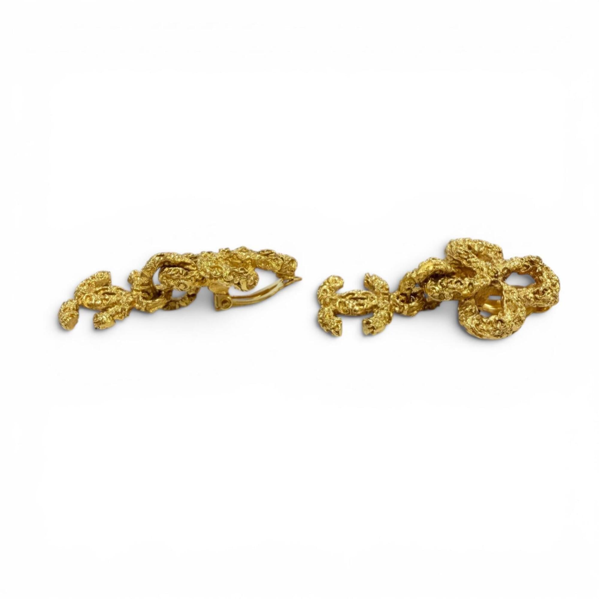 CHANEL Vintage 93A Metal Lava Flower Coco Mark Swing Earrings, Gold, Made in France, Women's, with Box — Like New