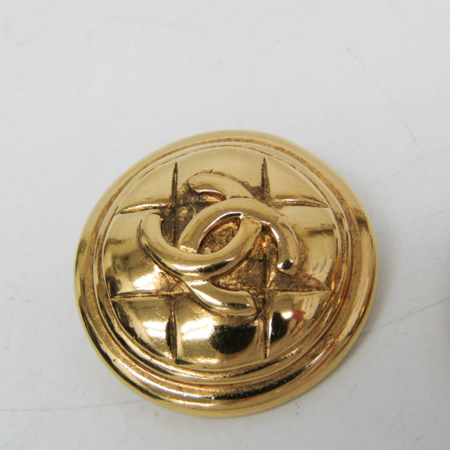 Chanel Matelasse COCO Mark Vintage Earrings No Stone Gold Plating Clip Earrings Gold