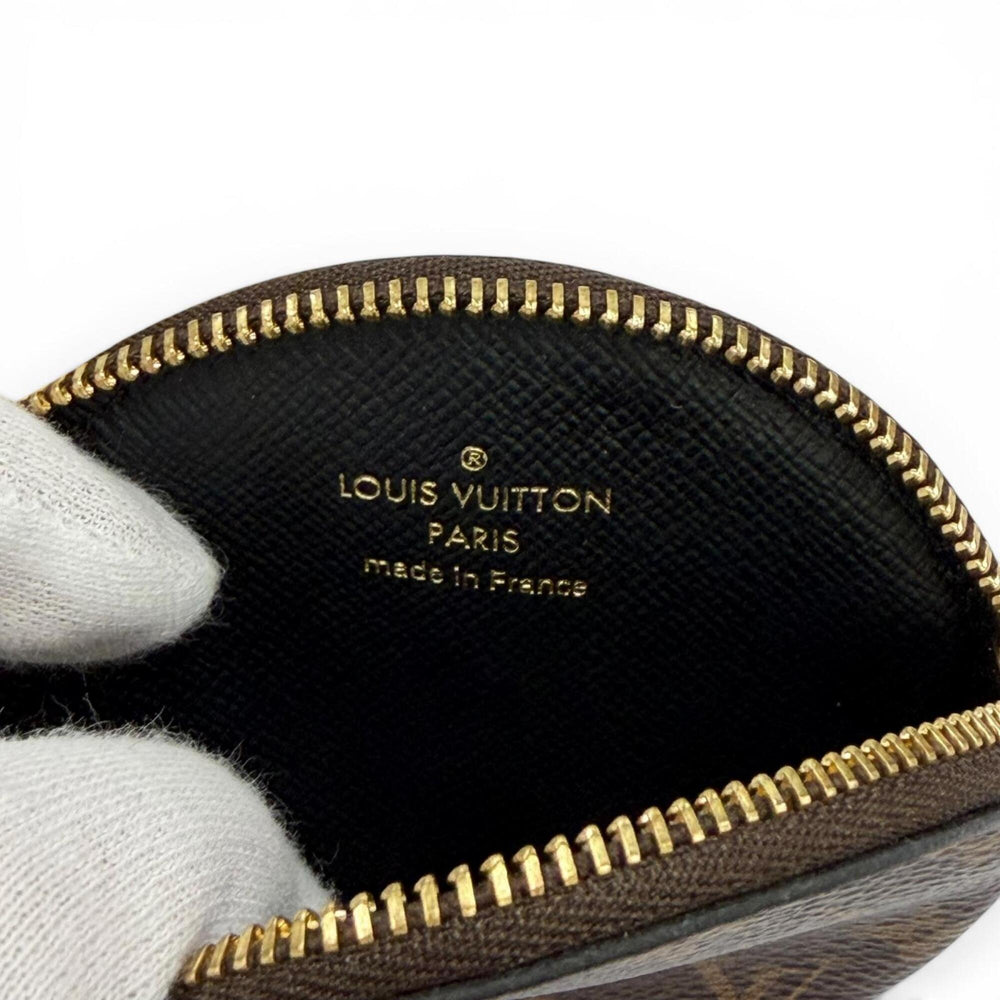 LOUIS VUITTON M68756 Monogram Giant Reverse Leather Pochette Trio Brown Made in France Women's with Dust Bag — Like New
