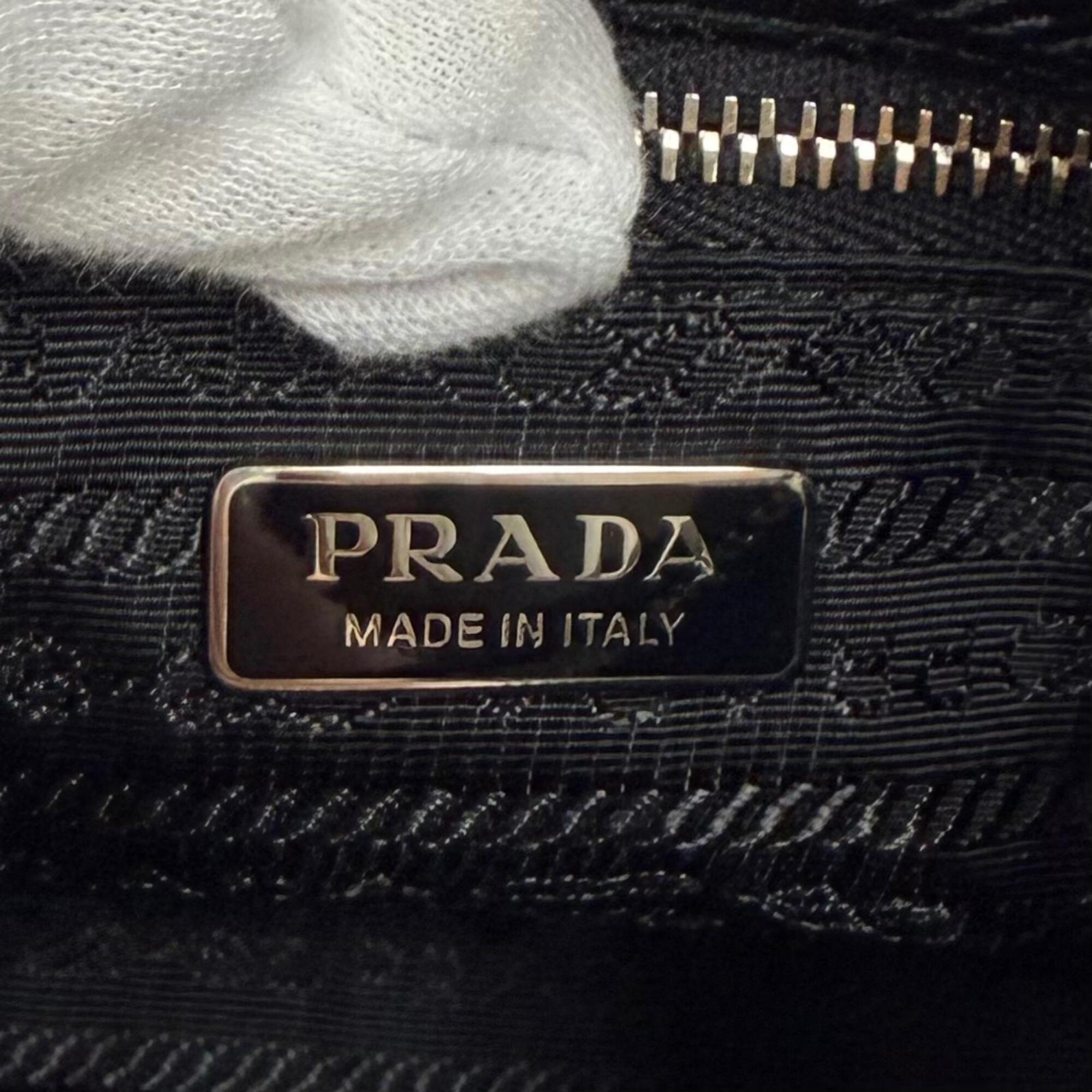 PRADA 1N204X Re-Edition 2005 Re-Nylon Triangle Logo Handbag, Black, Made in Italy, Women's, with Box and Dust Bag — Like New