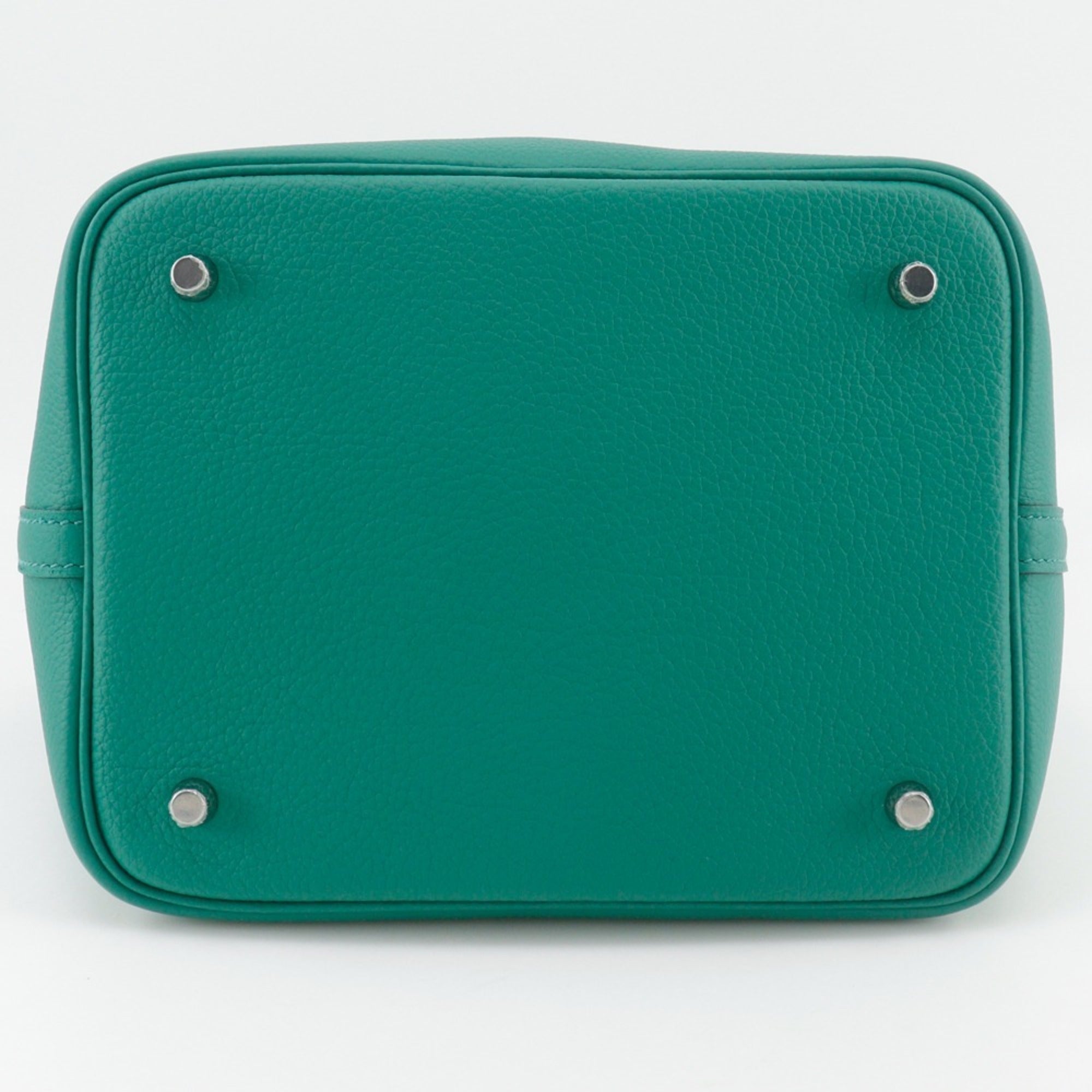 Hermes Hermès Picotin Lock 22 MM Handbag in Taurillon Maurice Vert Gate, 2022, Green, U A5 Strap Clasp, Women's — Like New