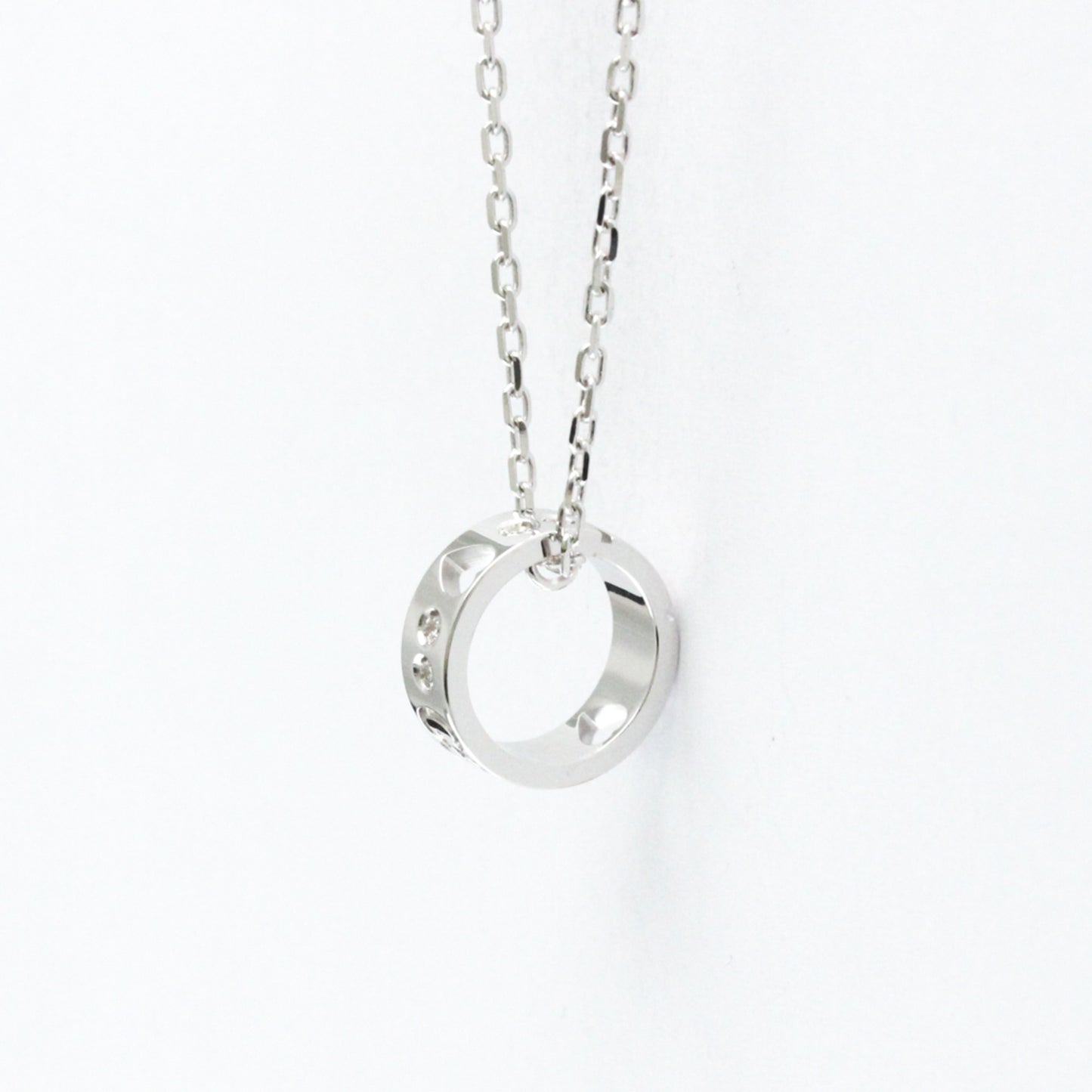 Gucci Icon Amor Diamond Necklace White Gold (18K) Diamond Men,Women Fashion Pendant Necklace (Silver)