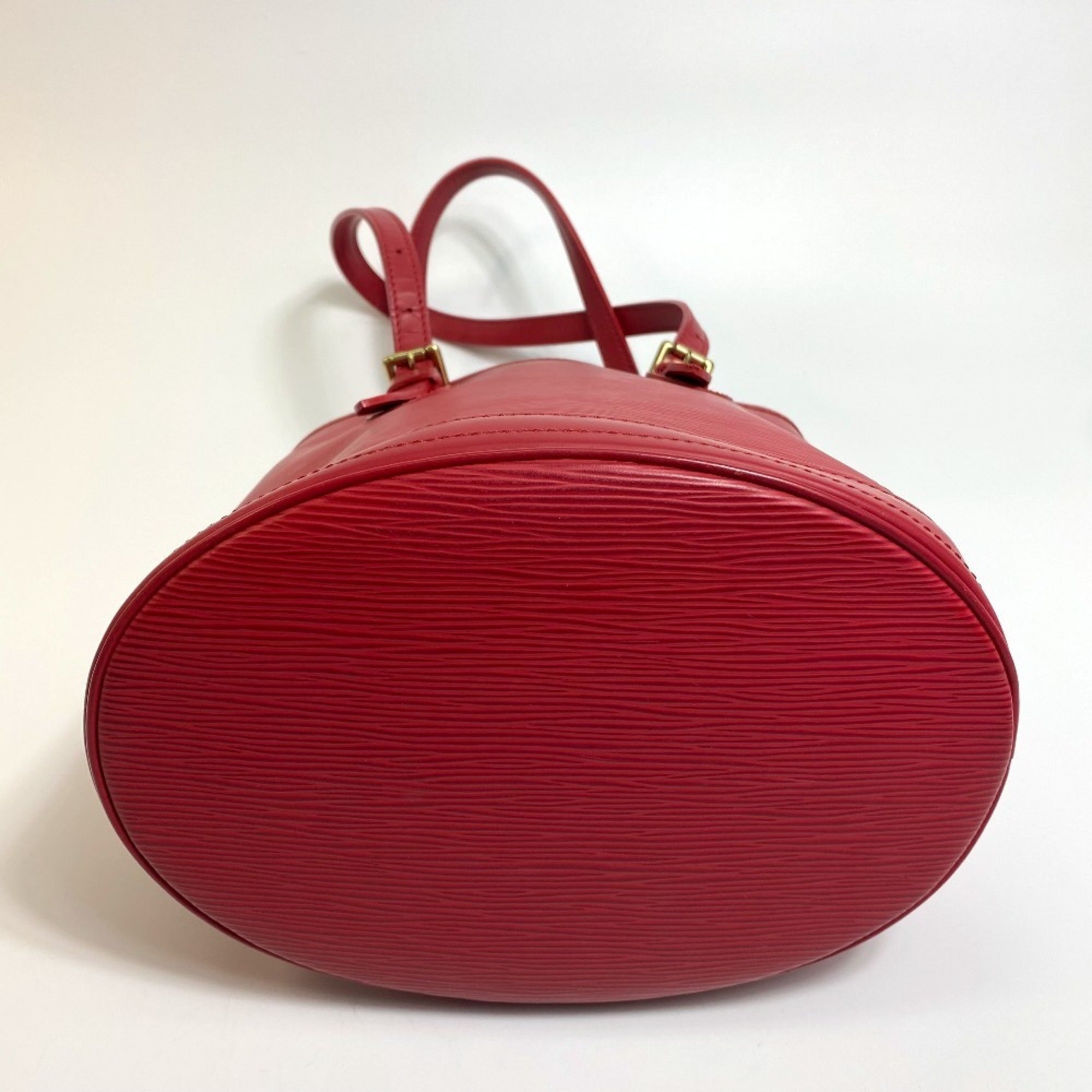 LOUIS VUITTON M5899E Epi Petite Bucket PM Bucket-Shaped Shoulder Bag in Leather, Women's, Rouge Red — Like New