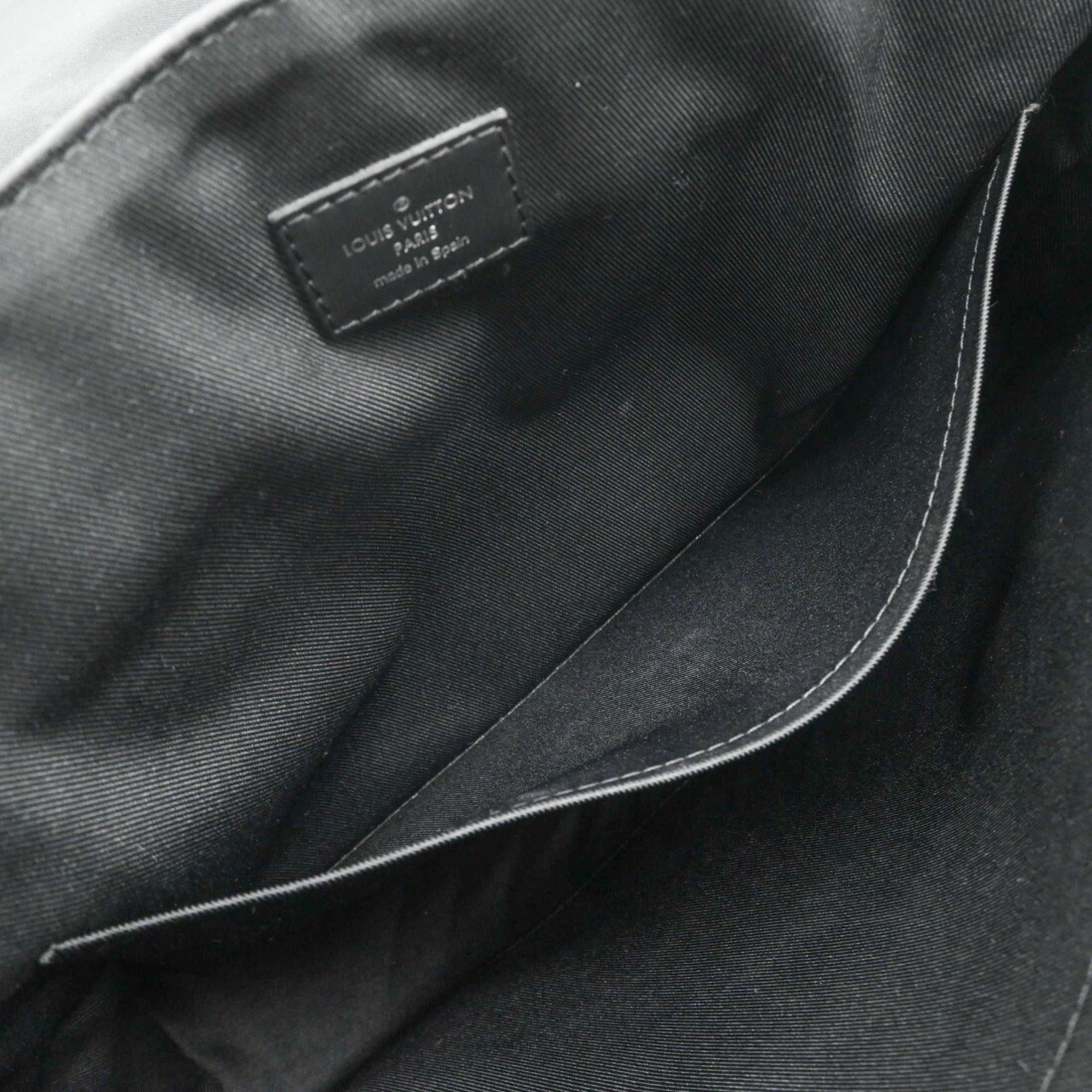 LOUIS VUITTON District MM NM Shoulder Bag, Monogram Eclipse, Black, Men's, M44001 — Like New