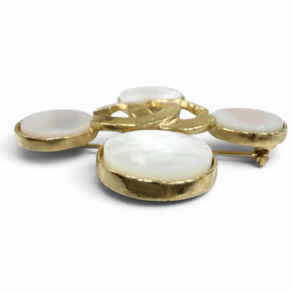 CHANEL Vintage 95A Coco Mark Shell Brooch, Gold, Made in France, Women's, with Box — Like New