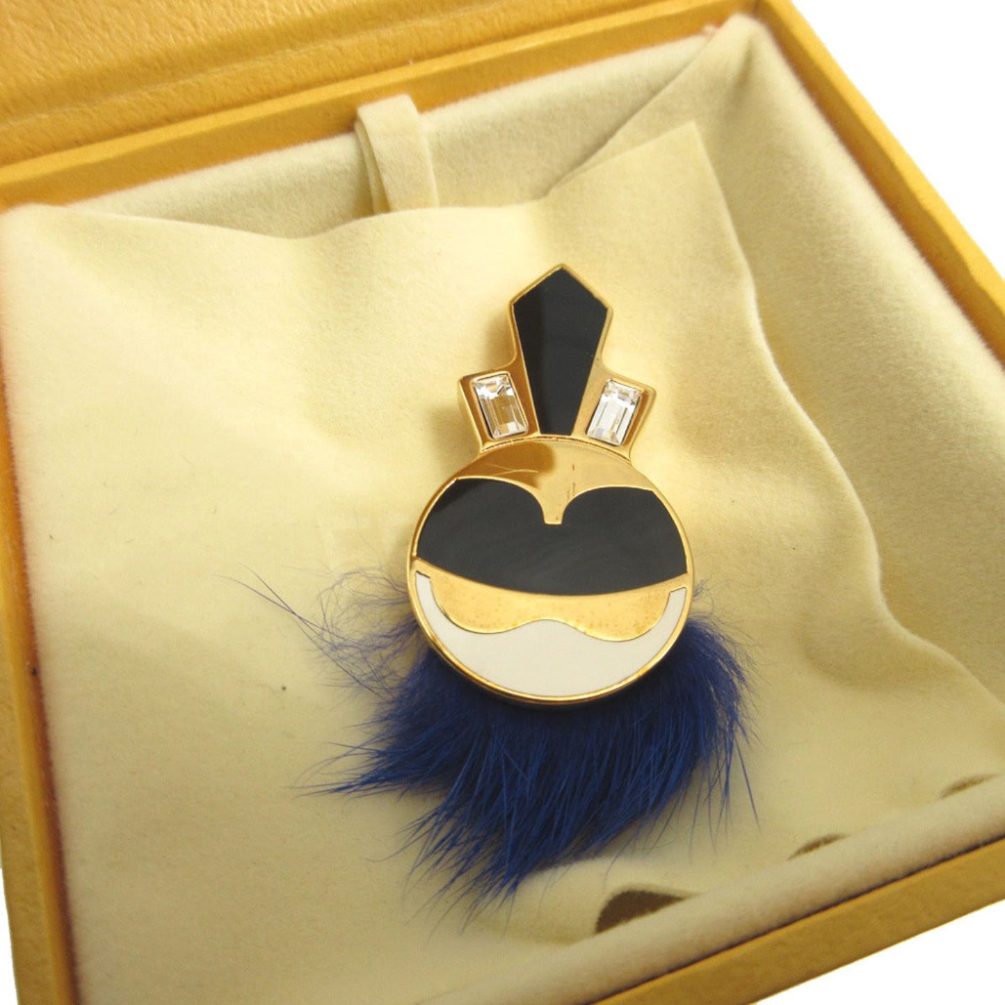 Excellent condition Fendi Karl Lagerfeld metal mink and gold cufflinks 1782 FENDI