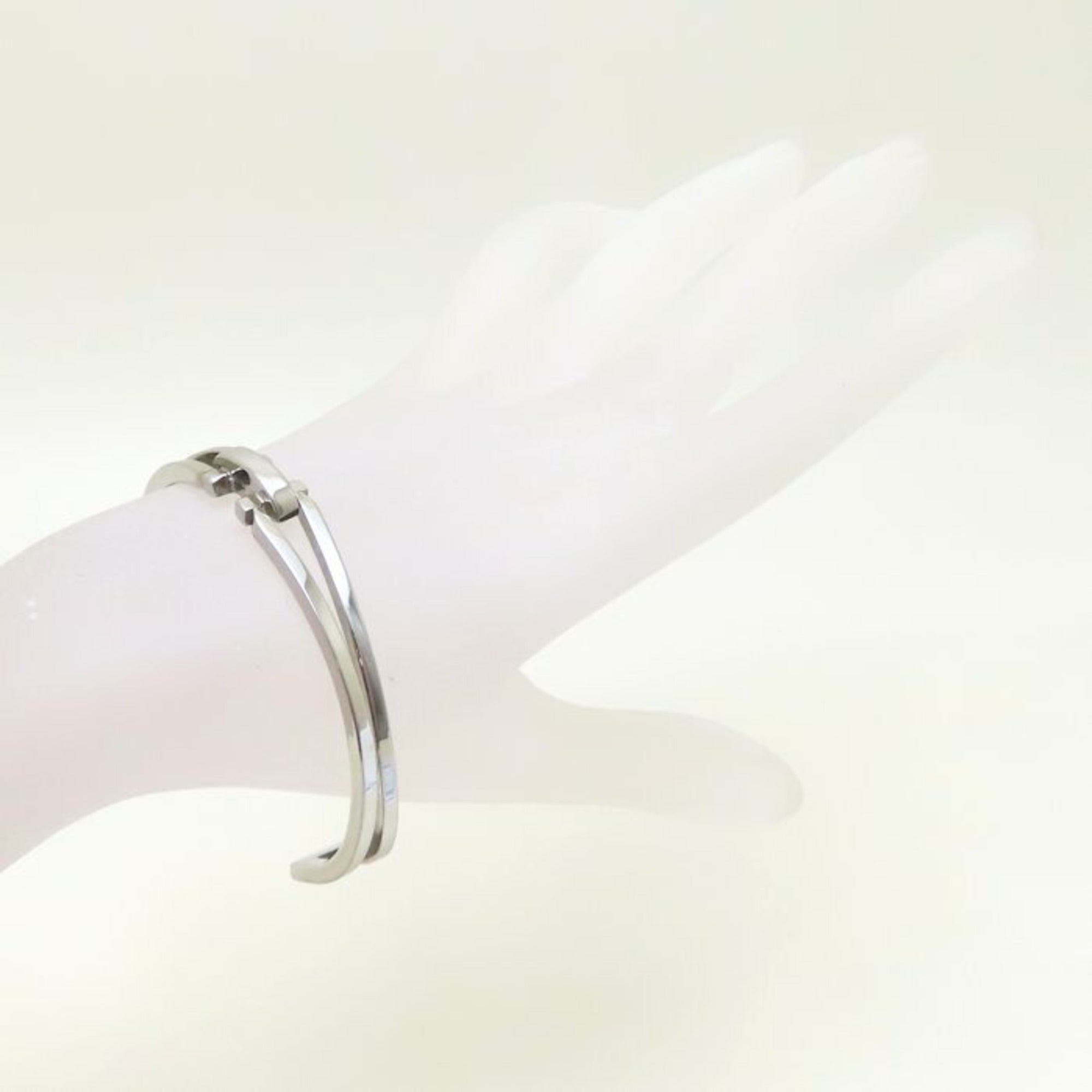 Salvatore Ferragamo Bangle, Silver Plated, Women's, 294284