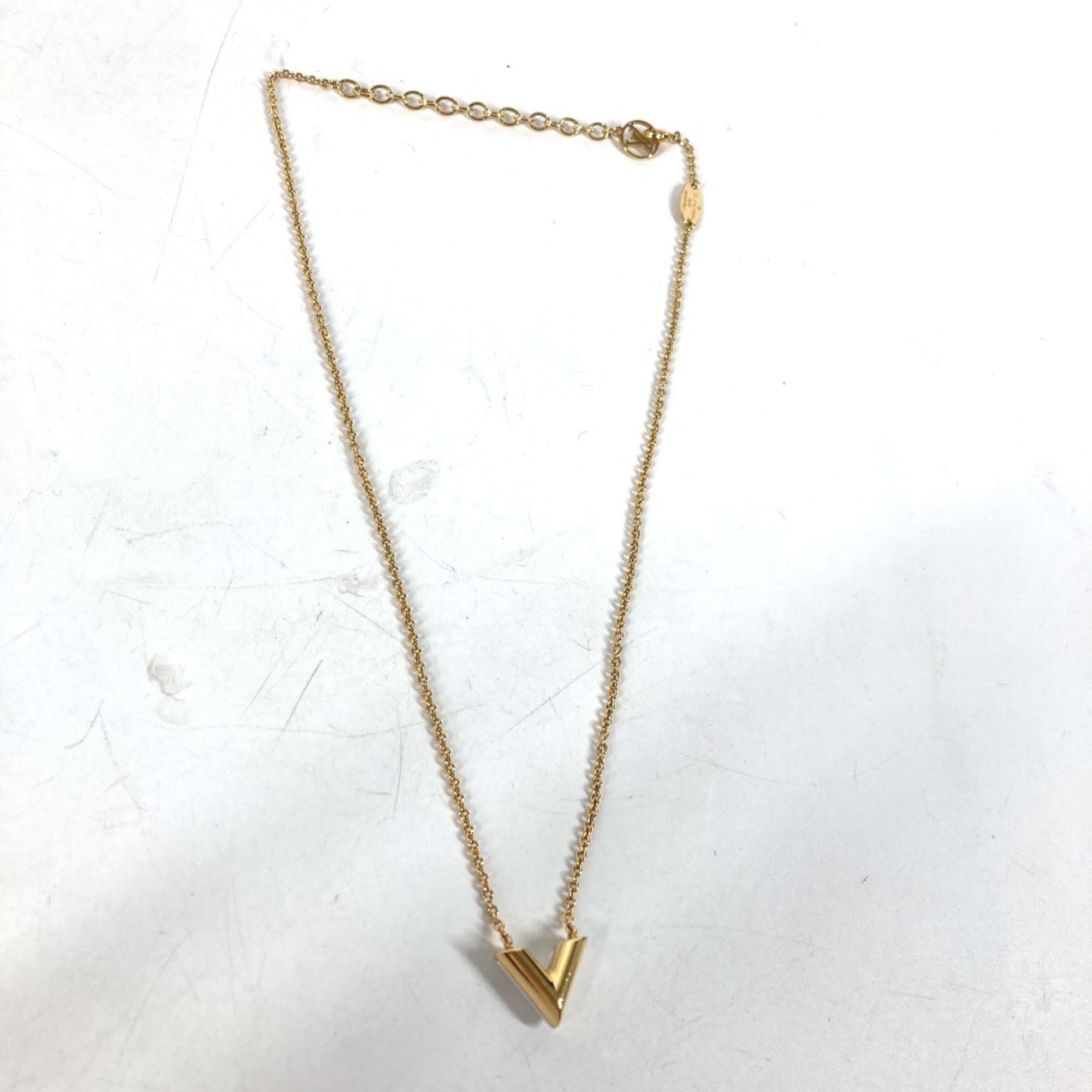 LOUIS VUITTON M69618 Chain Essential V Pearl Accessory Necklace Metal Women's Gold — Like New