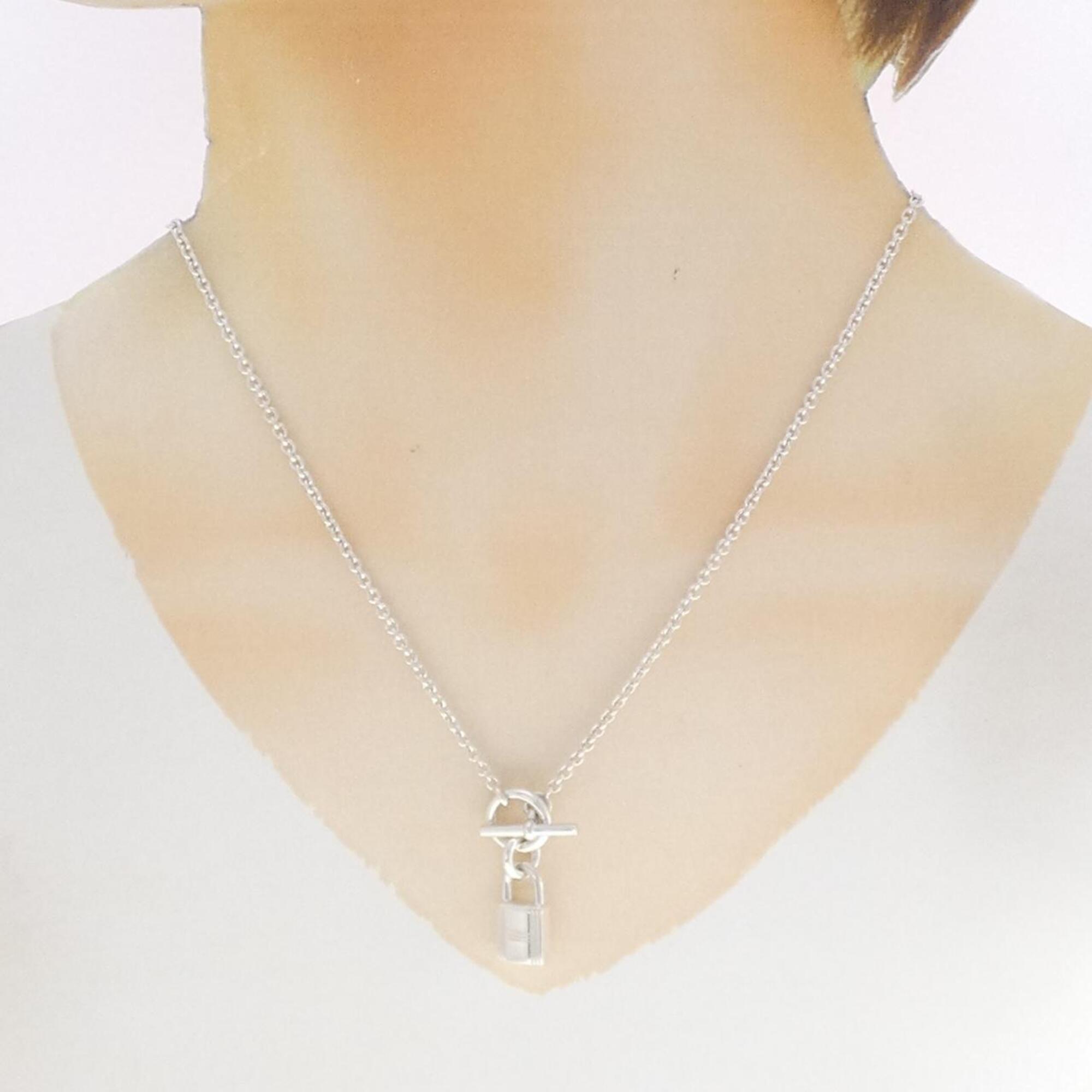 Hermes Amulette Cadena Necklace — Like New