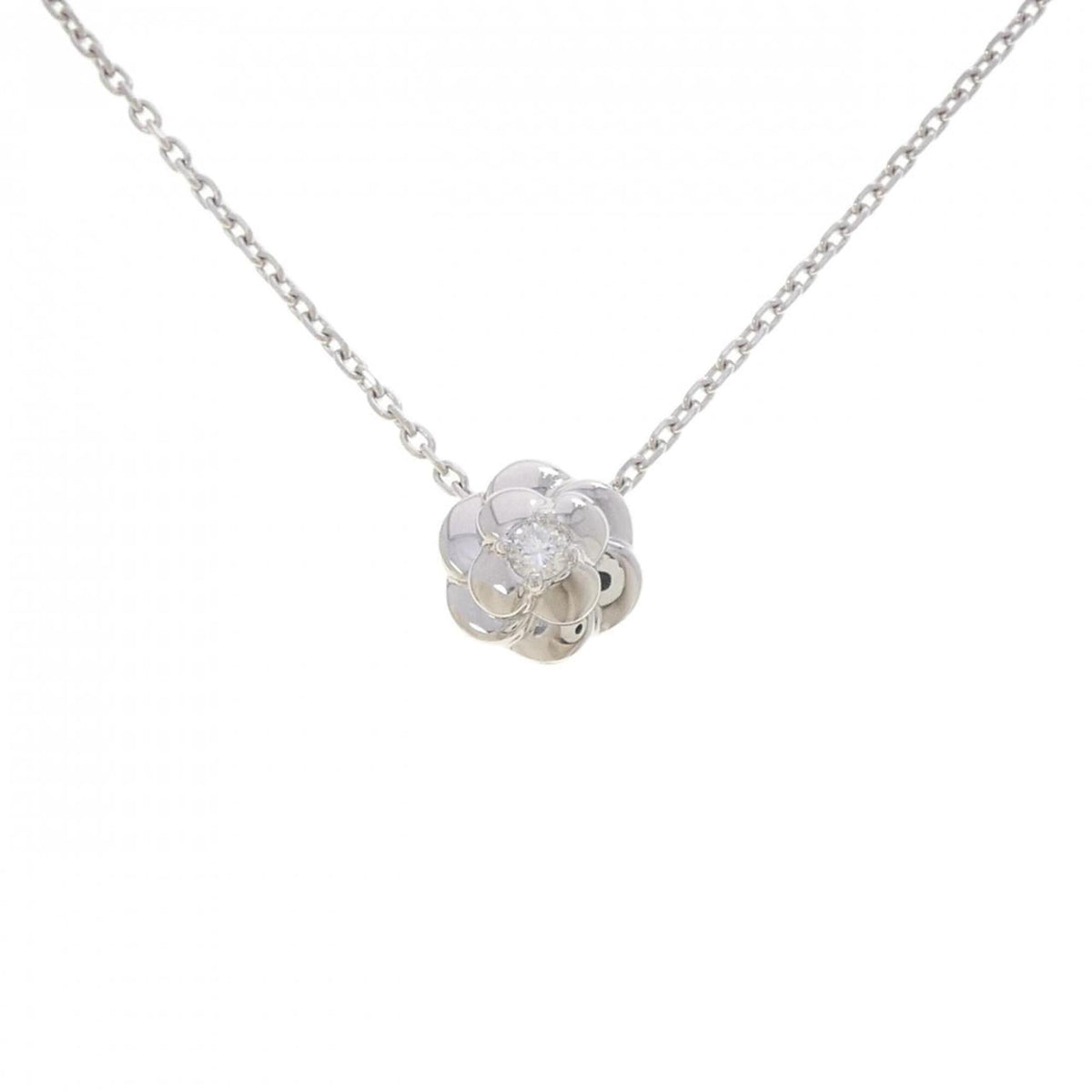 Chanel Camellia Necklace — Like New