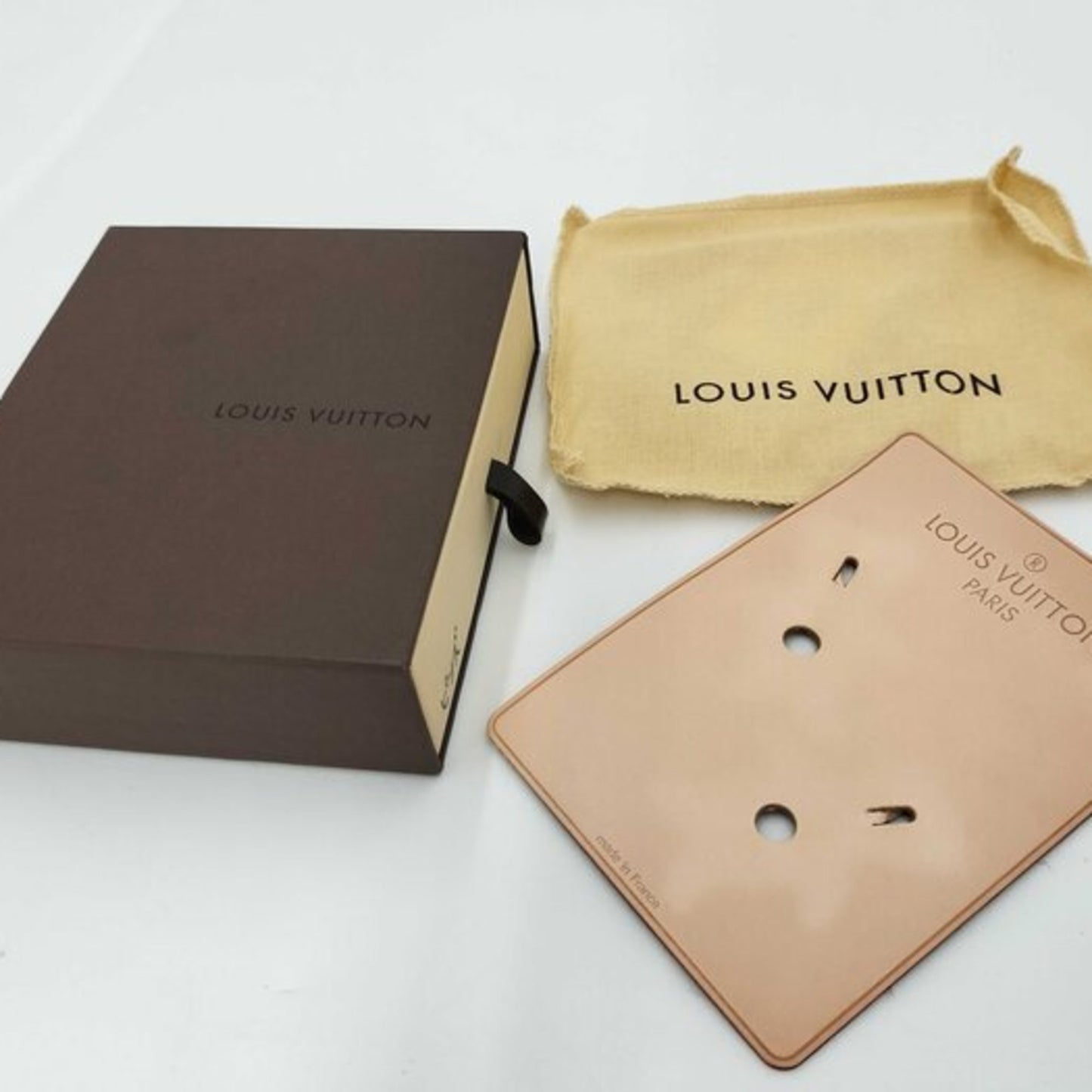 LOUIS VUITTON Brooch, Ebangle, M64939, Brown, Plastic, Men's/Women's