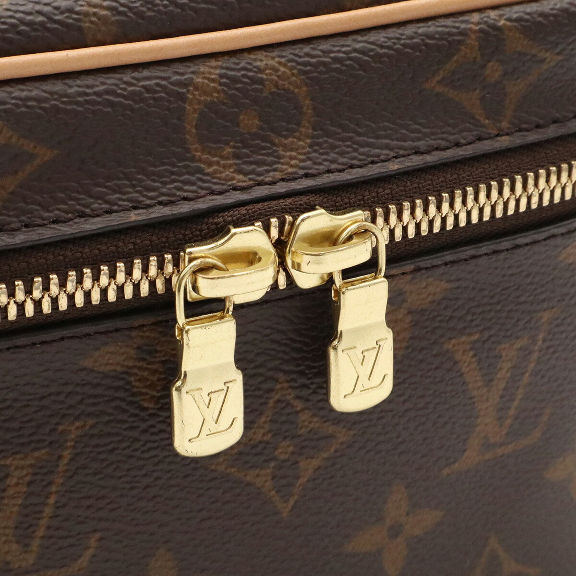 LOUIS VUITTON Louis Vuitton Monogram Nice Mini Handbag Pouch Makeup Box Travel Multi M44495 — Like New